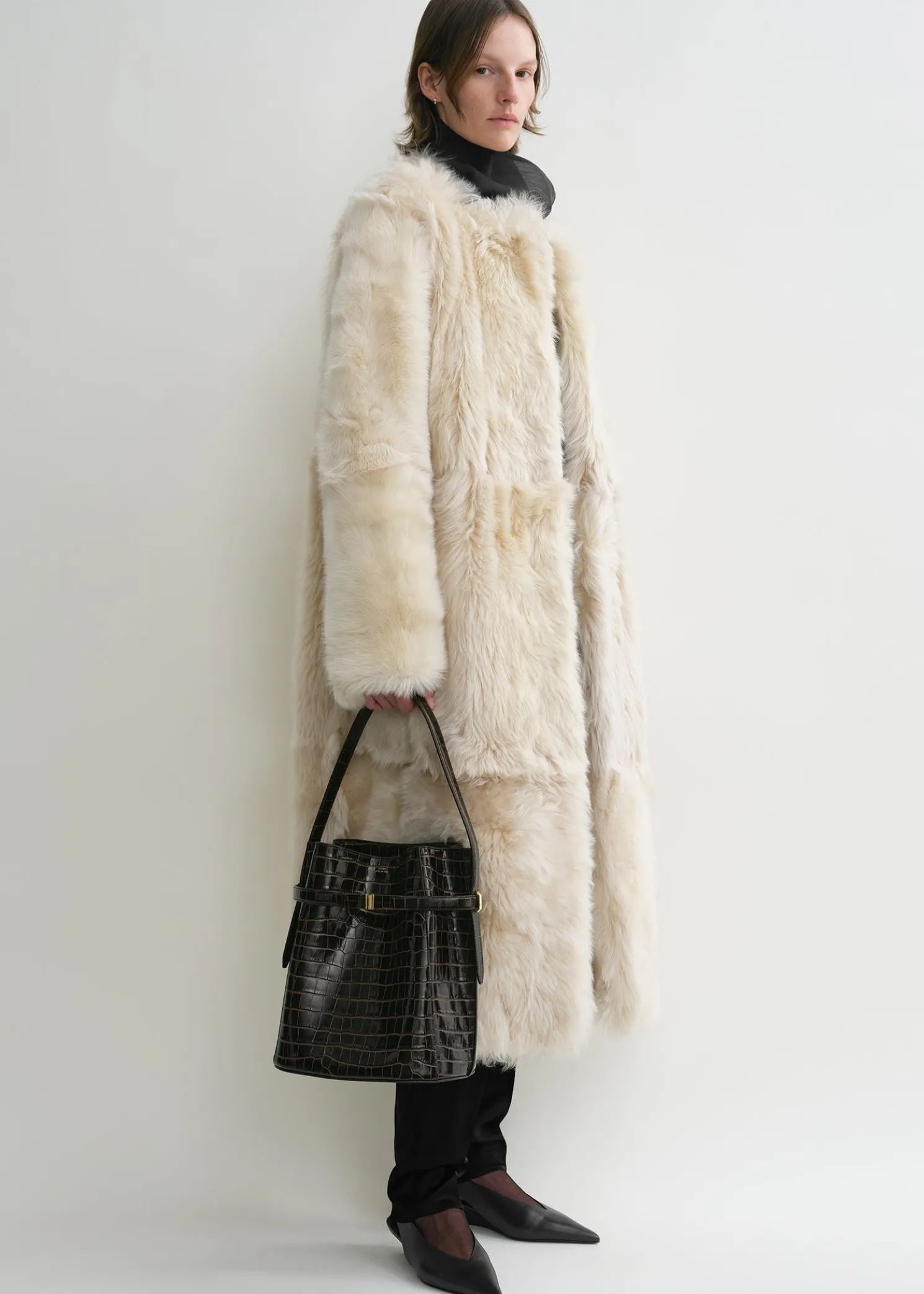 Belted croco-embossed bucket bag dark brown