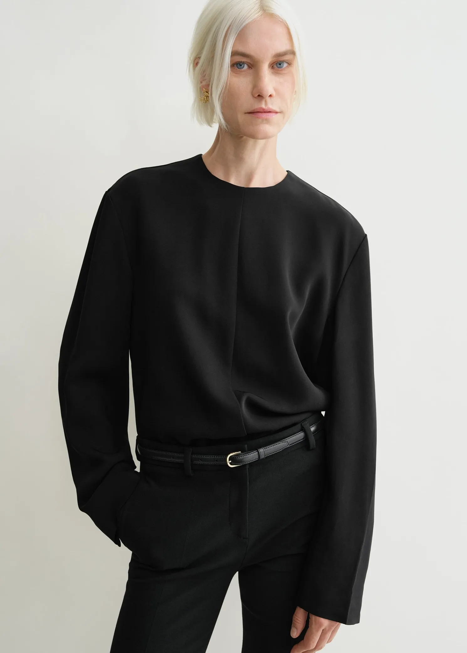 Broad cady top black