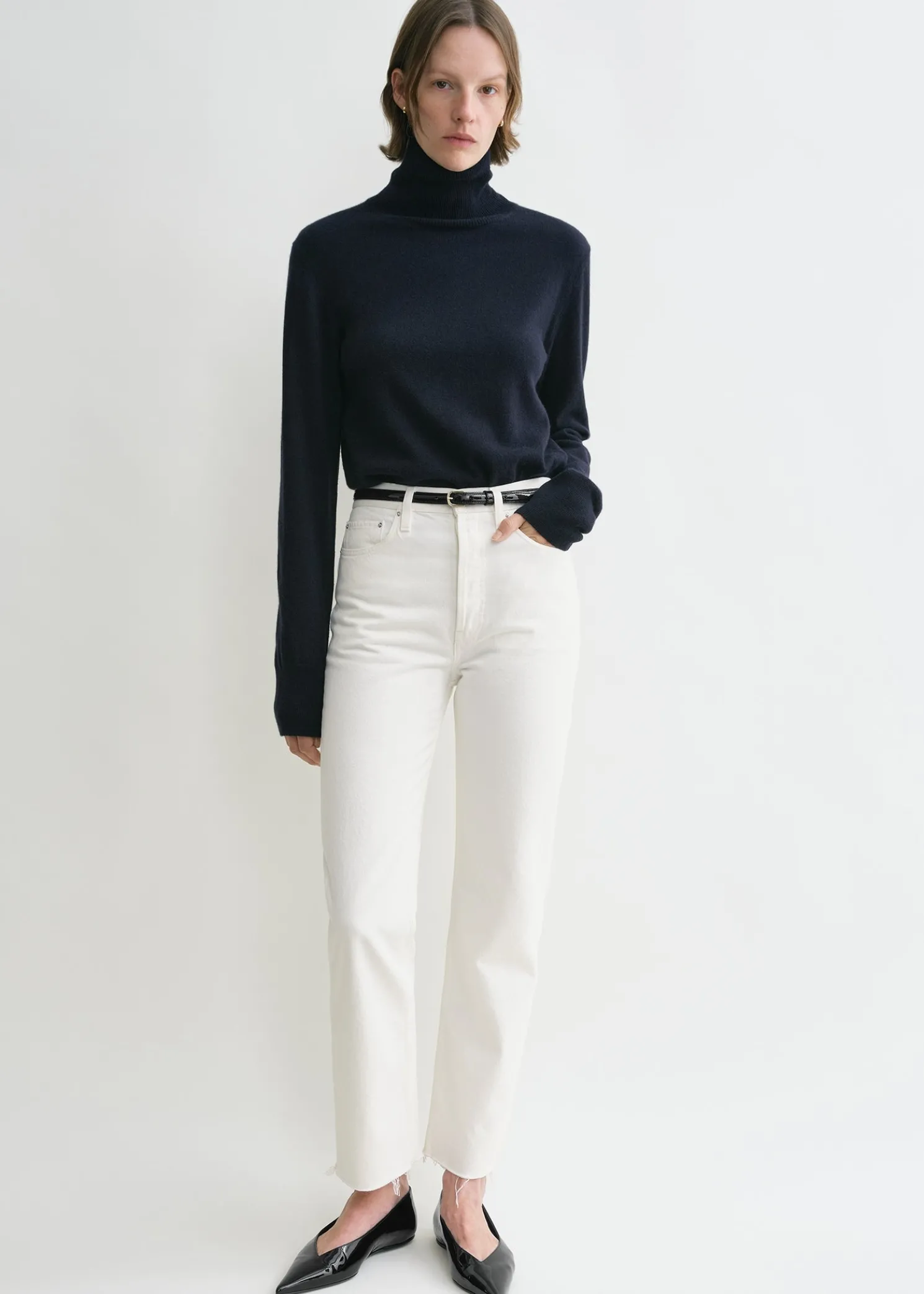 Classic cut denim off-white