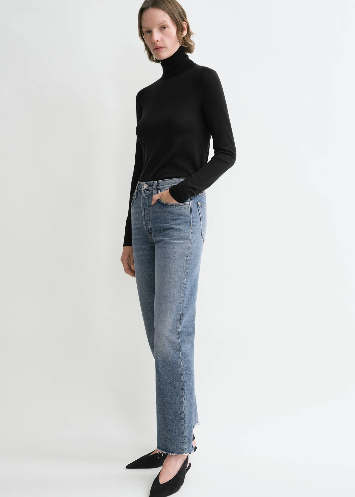 Classic cut denim vintage wash