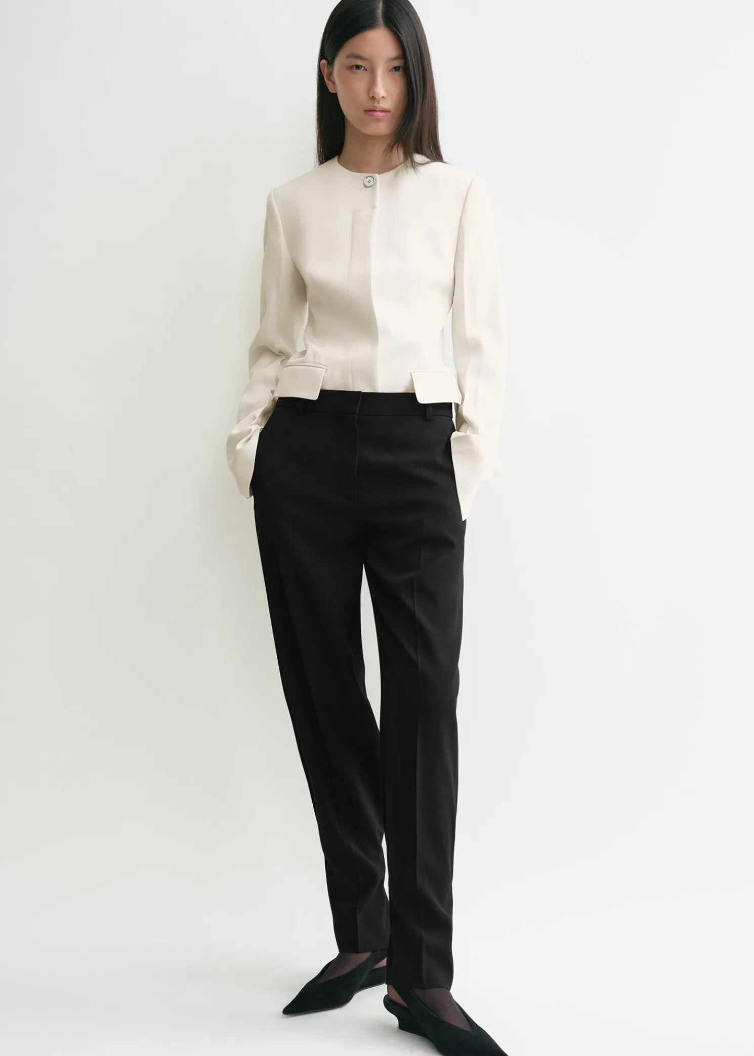 Collarless cinched jacket ecru