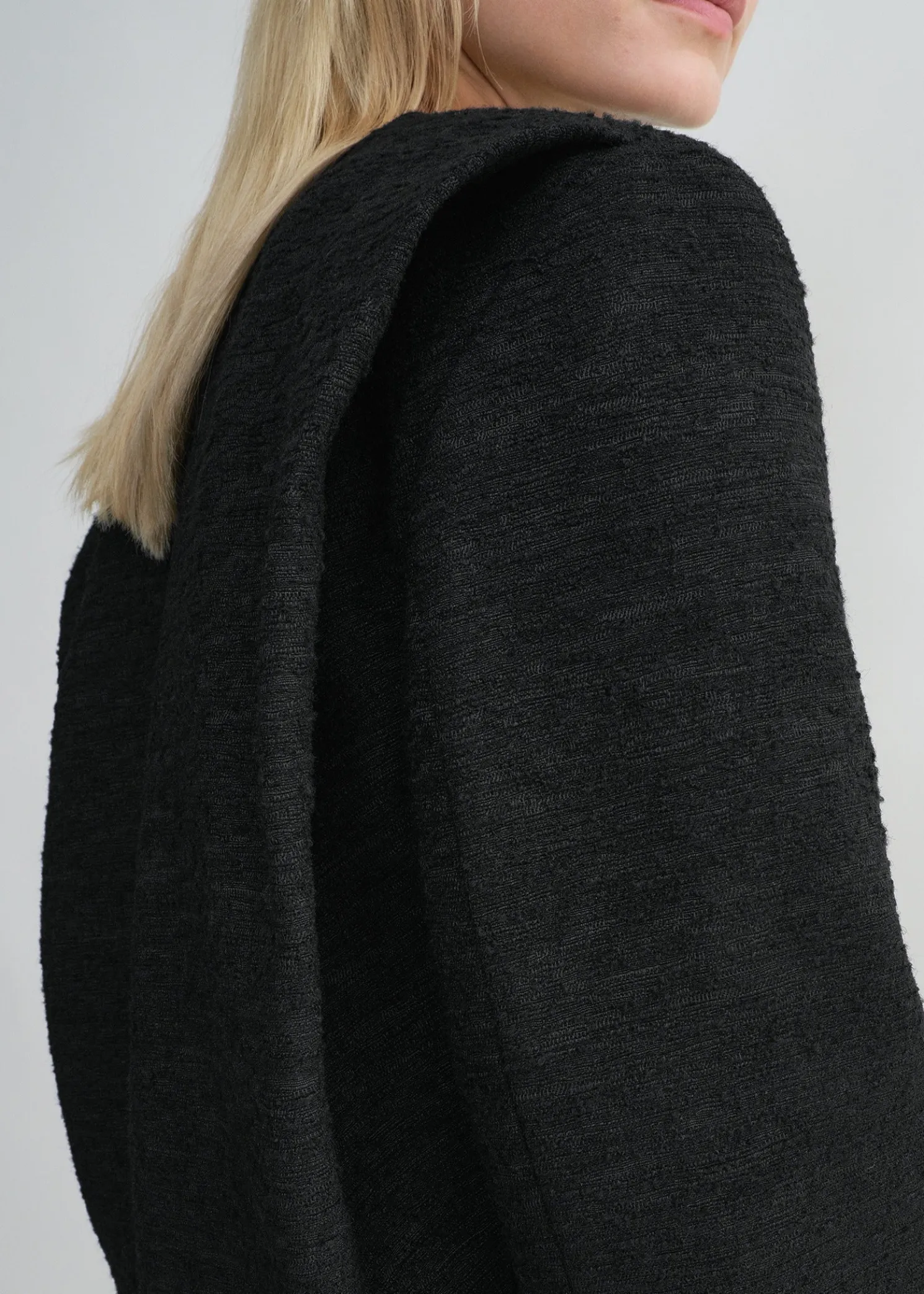 Cropped bouclé jacket black