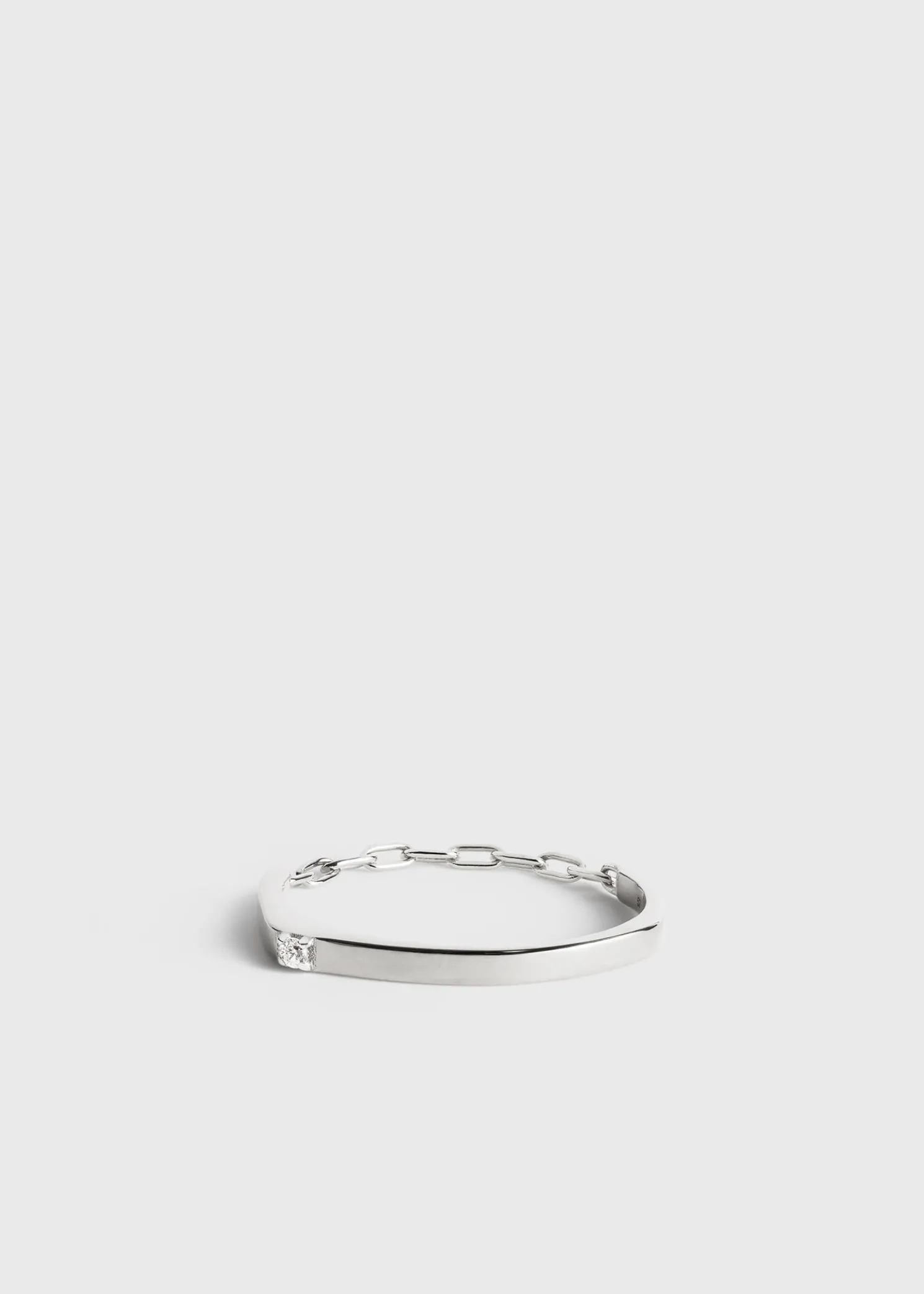 Diamond chain ring 18kt white gold