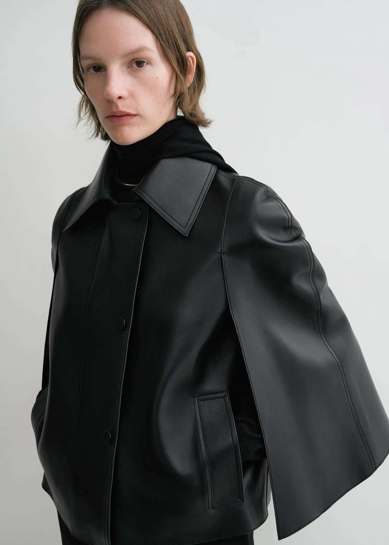 Double leather cape black