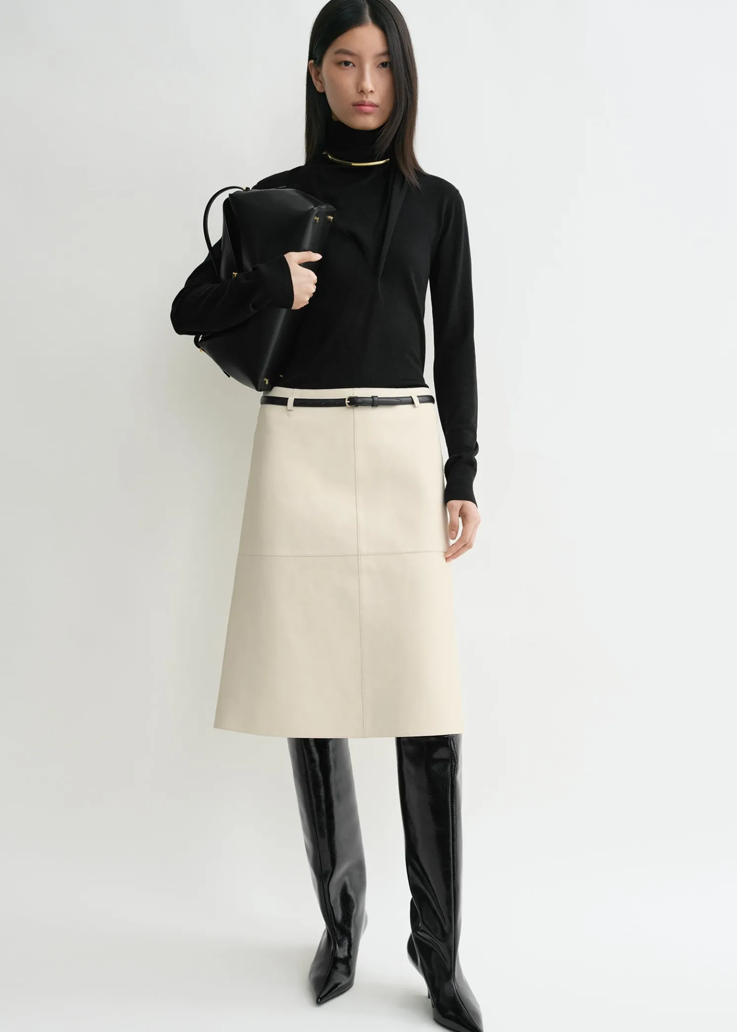 Double leather skirt off-white