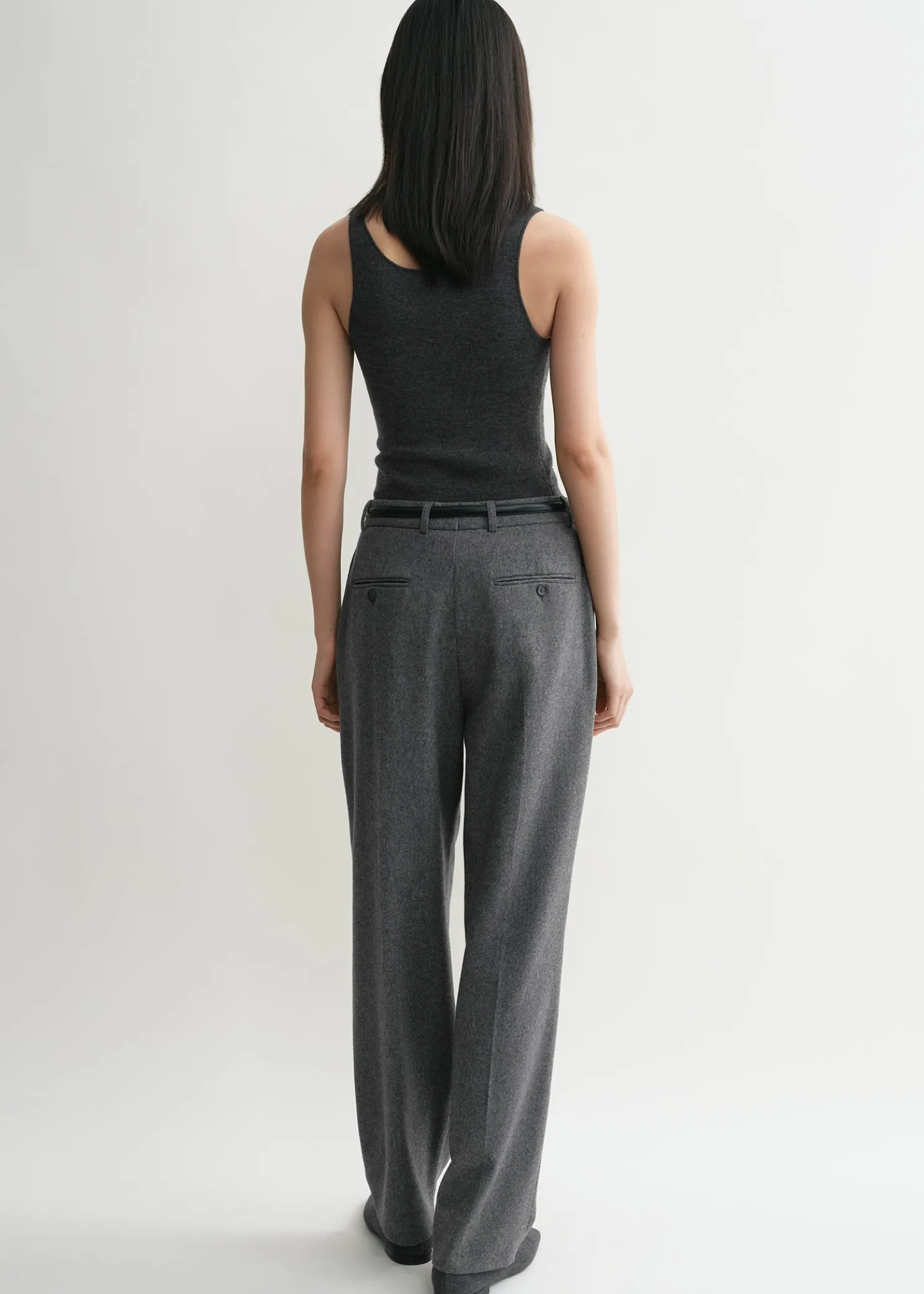 Double-pleated tailored trousers grey melange