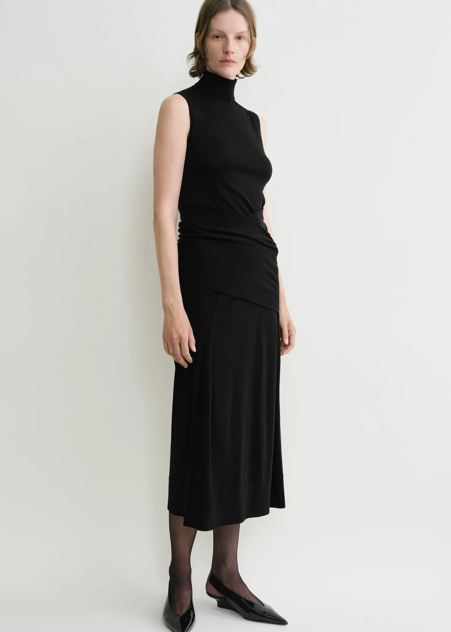Draped knit dress black