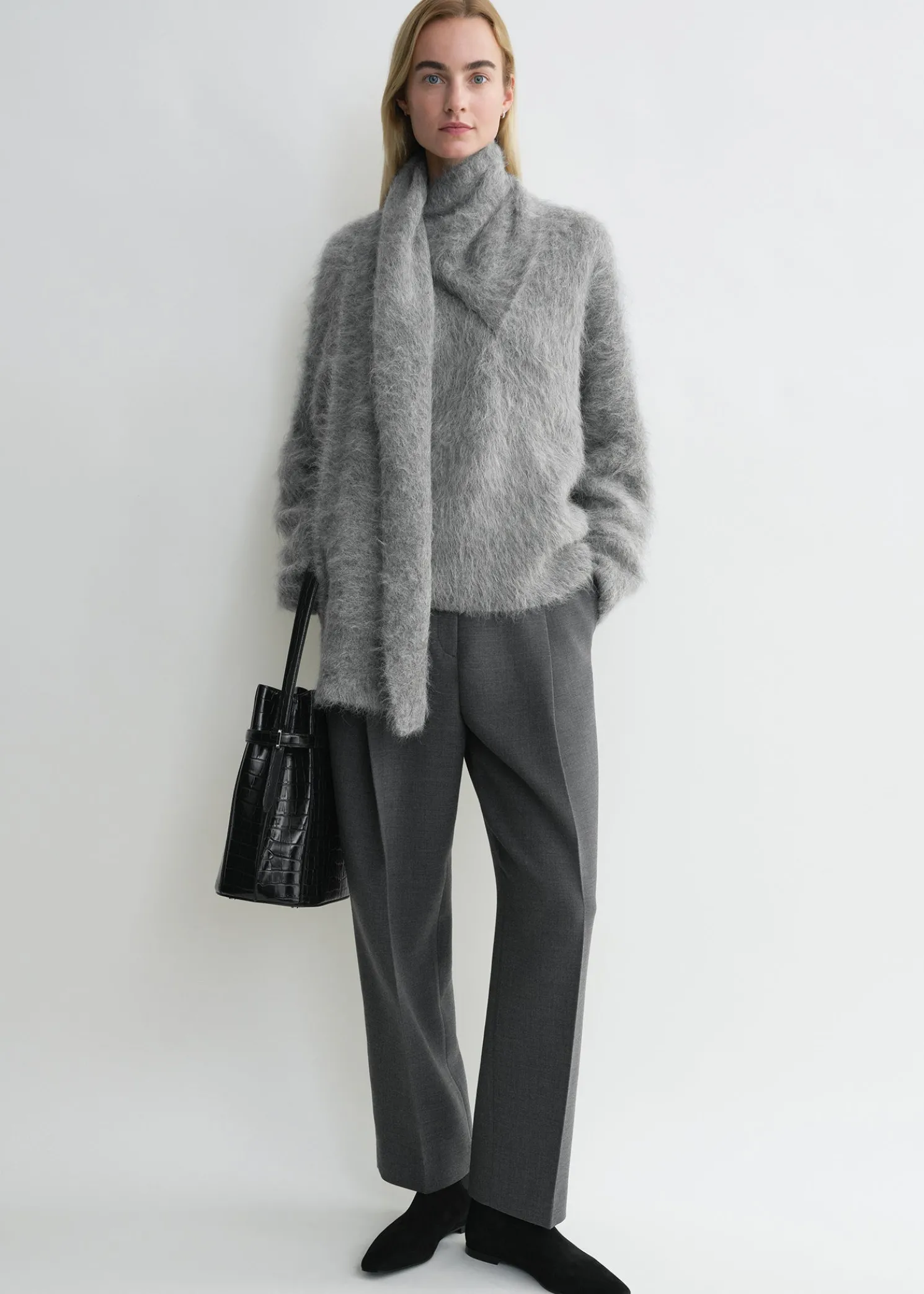 Draped-scarf knit grey melange