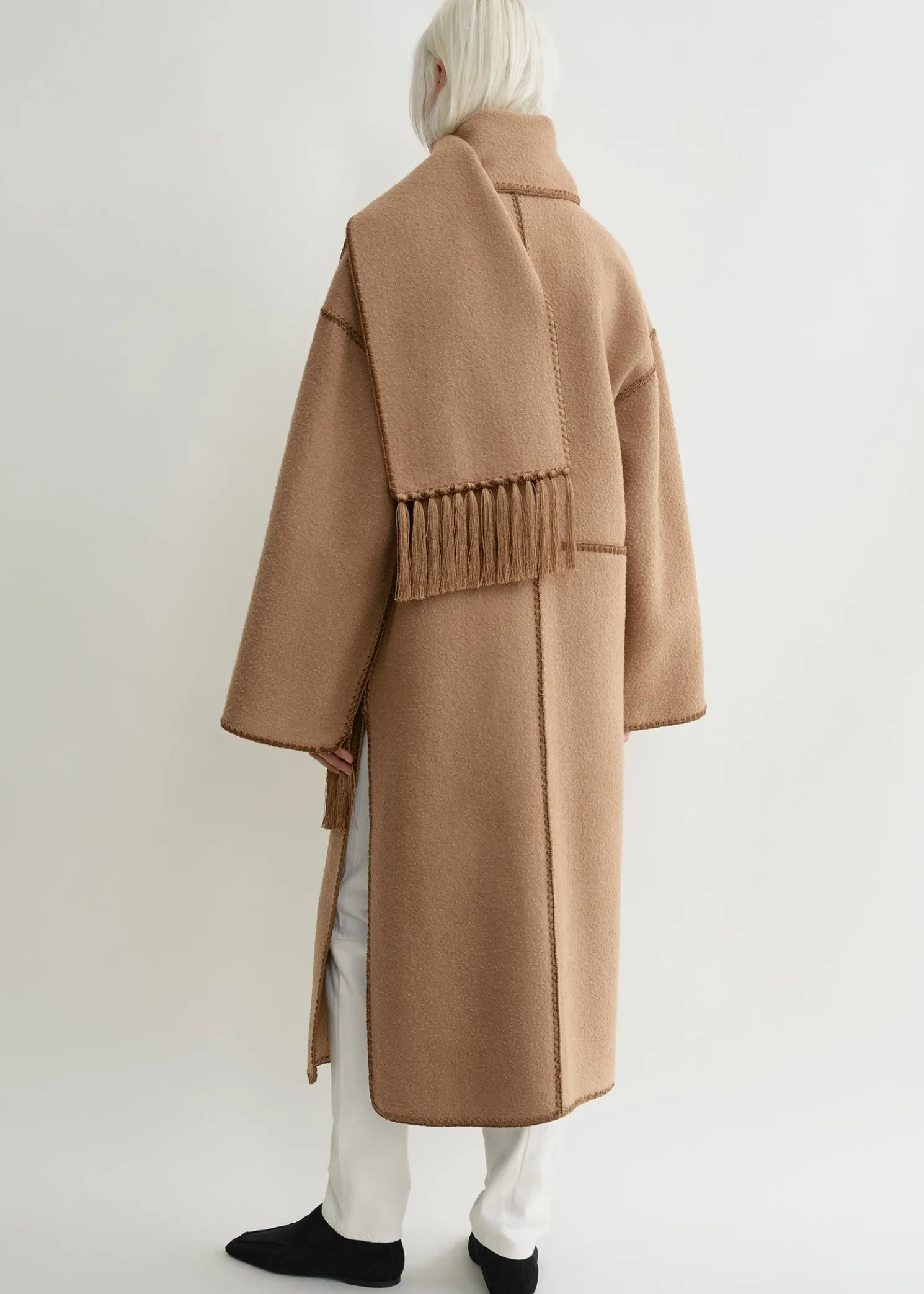 Embroidered scarf coat camel