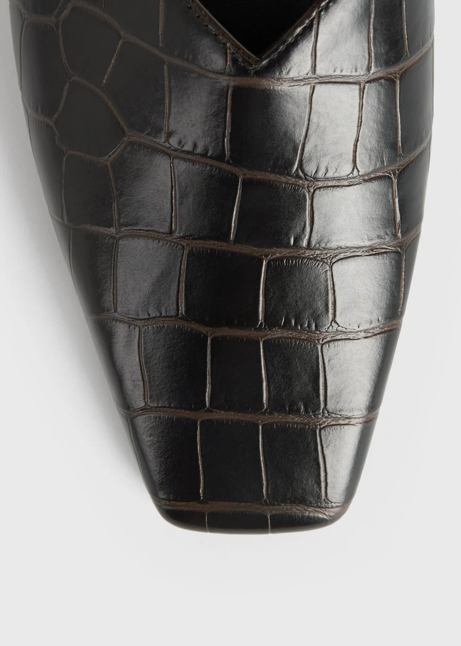Everyday croco-embossed flats dark brown