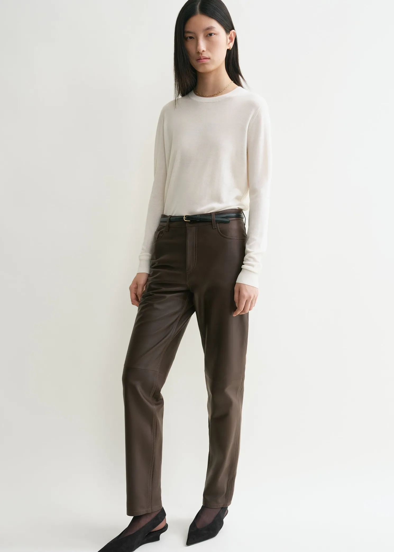 Fine crew-neck knit off-white