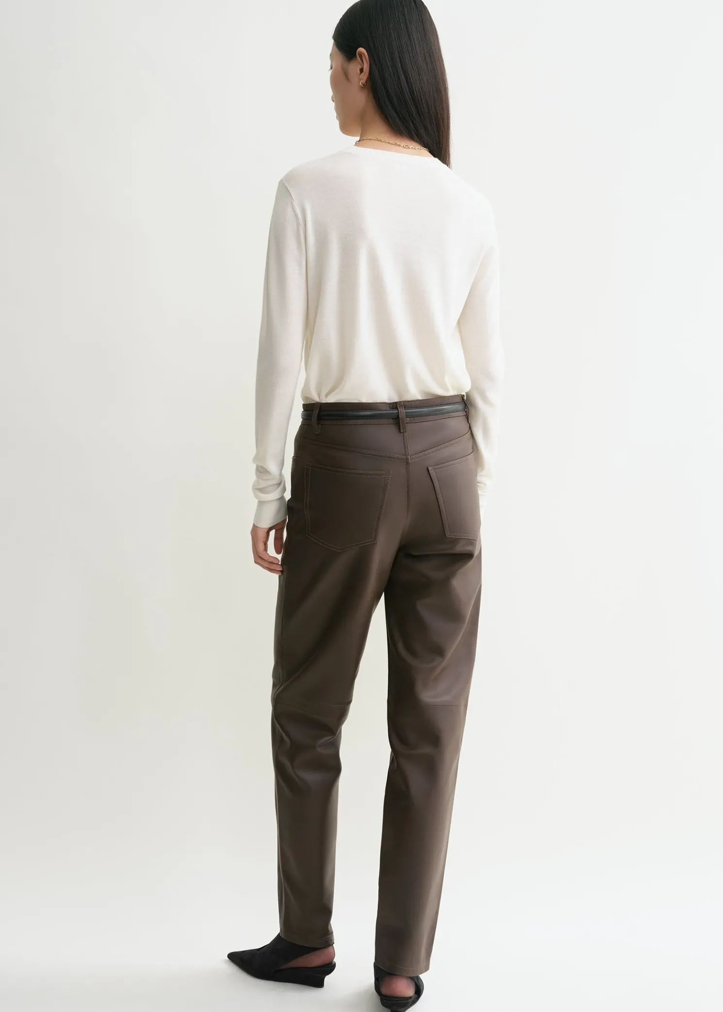 Fine crew-neck knit off-white