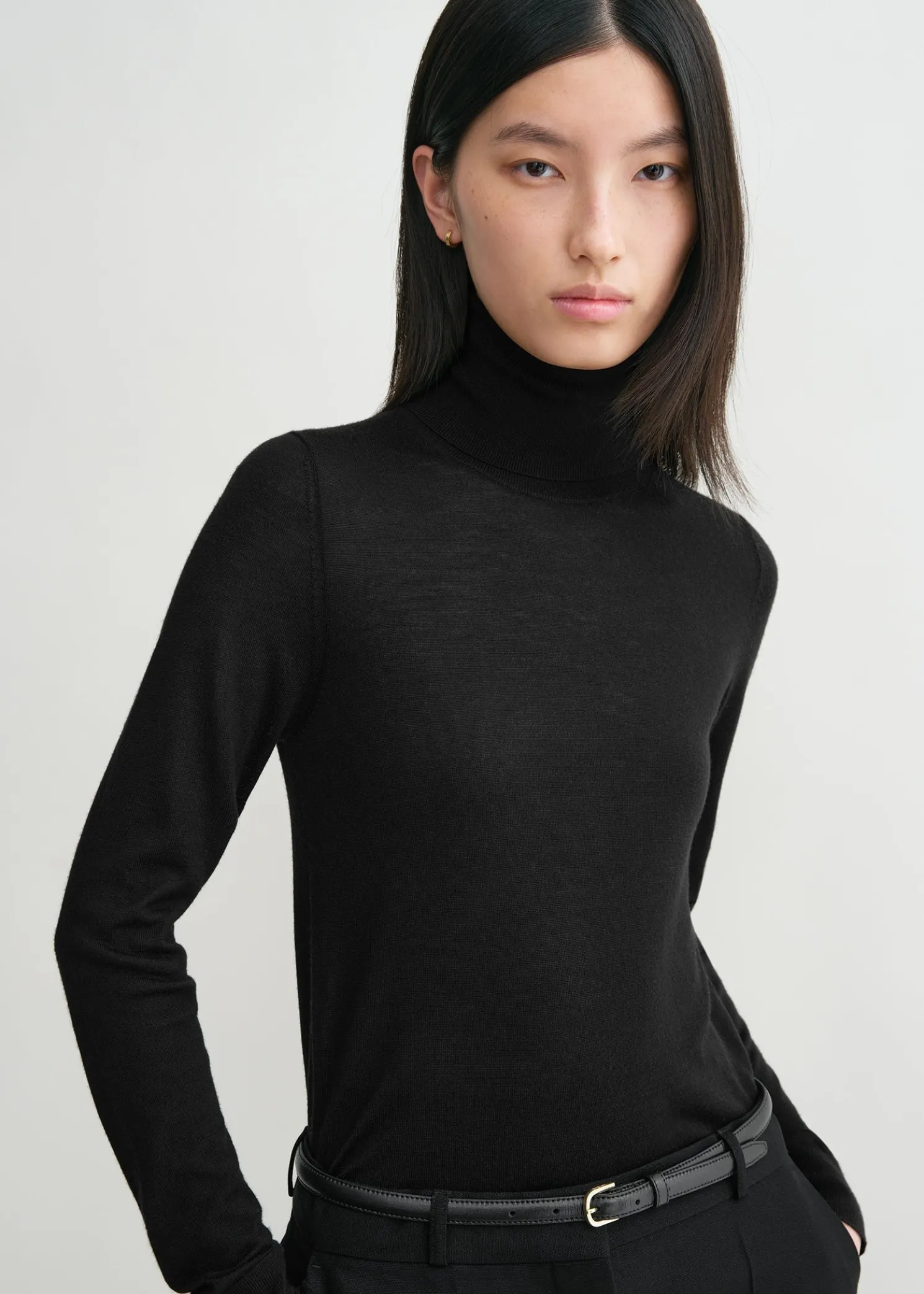 Fine turtleneck black
