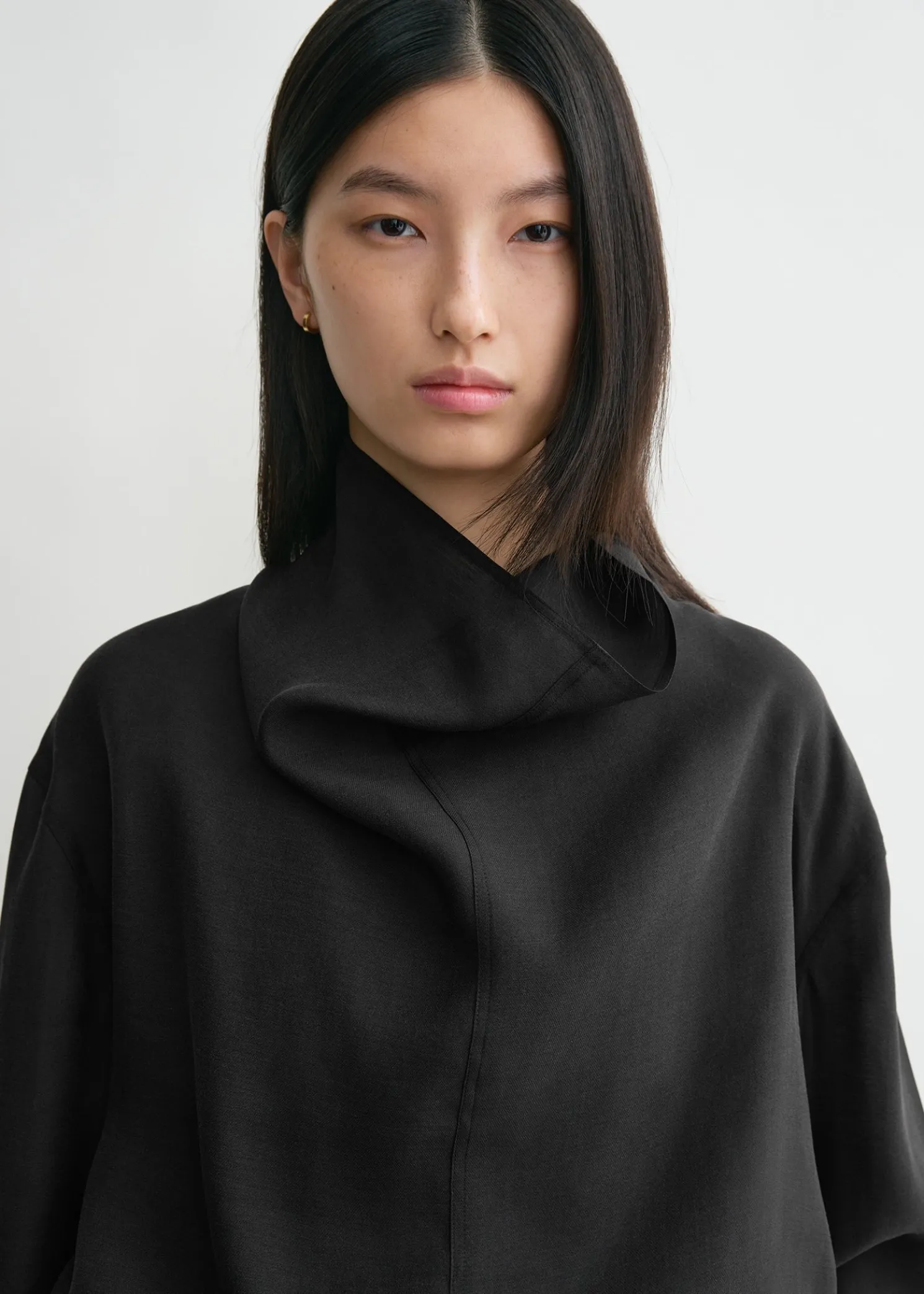 Funnel-neck organza blouse black