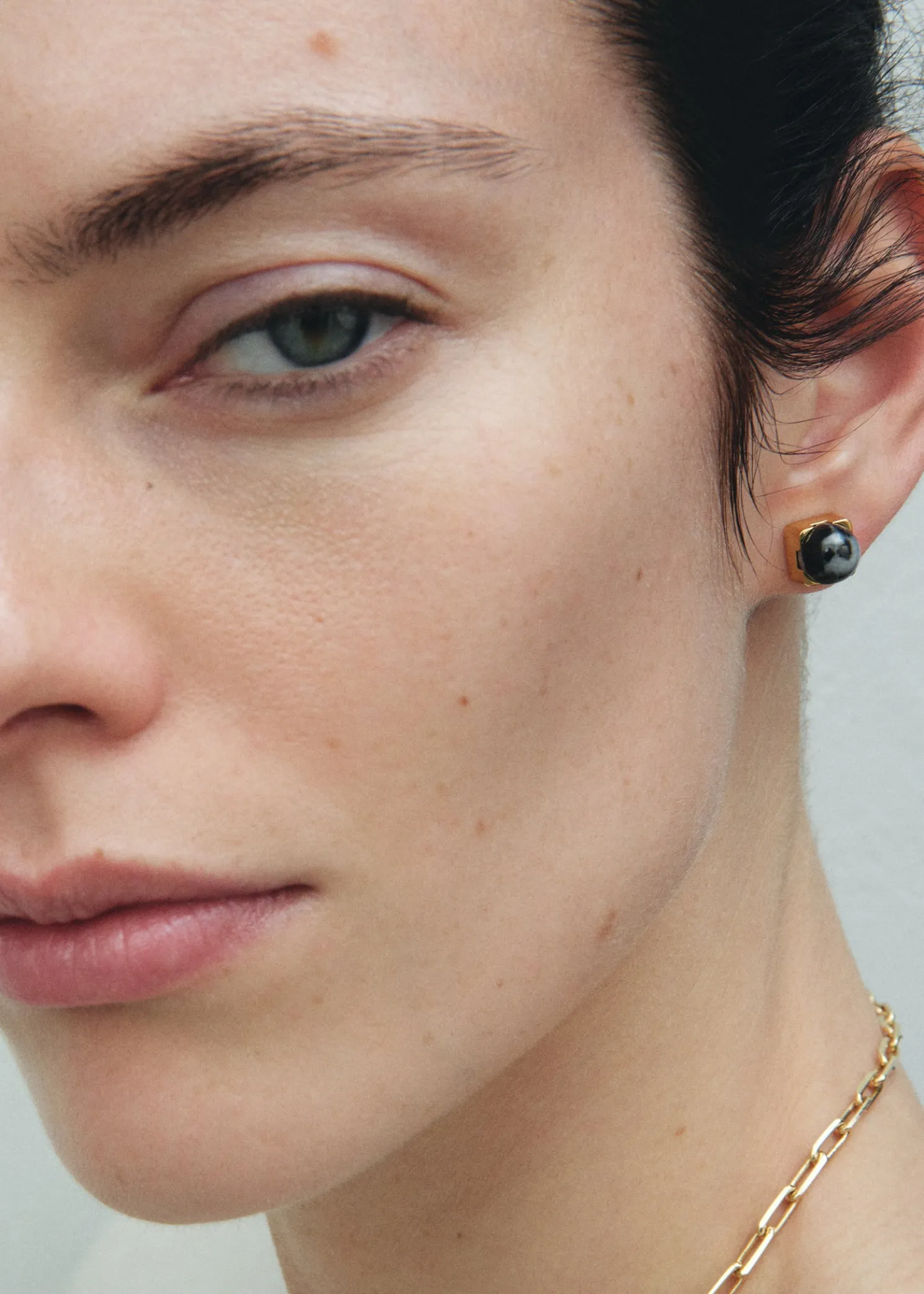 Jasper studs black/off white