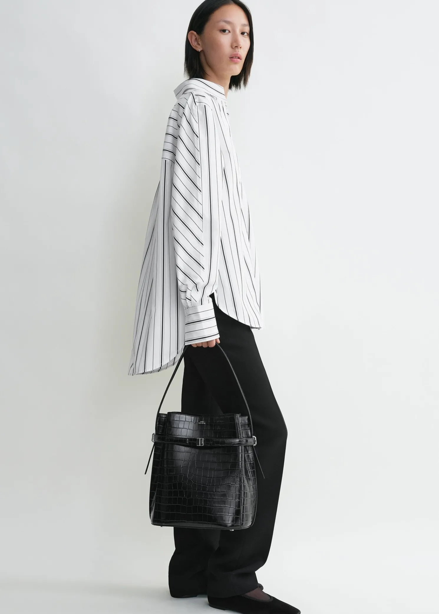 Kimono-sleeve striped shirt white/black