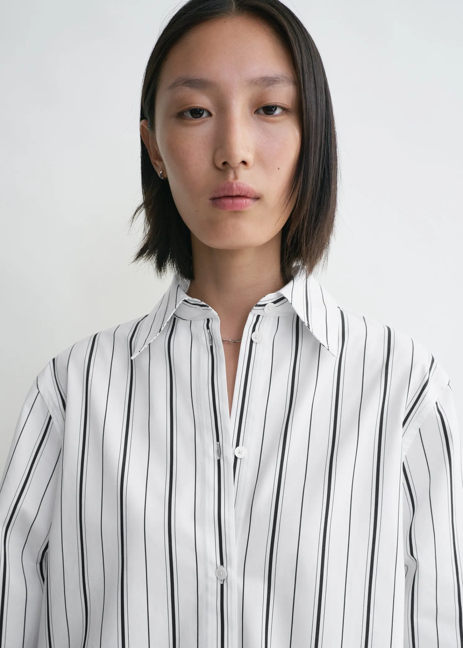 Kimono-sleeve striped shirt white/black