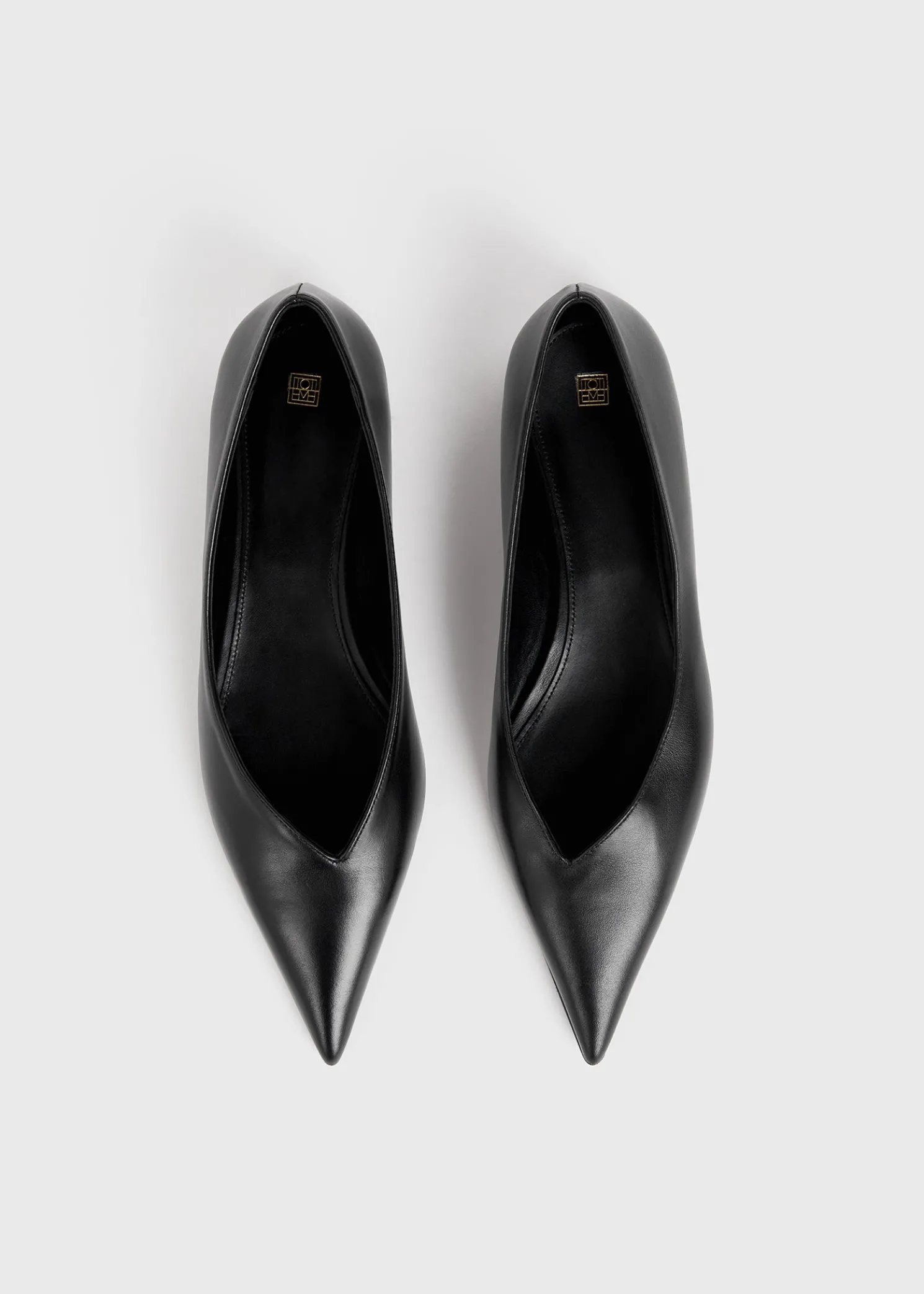 Leather asymmetric ballerinas black