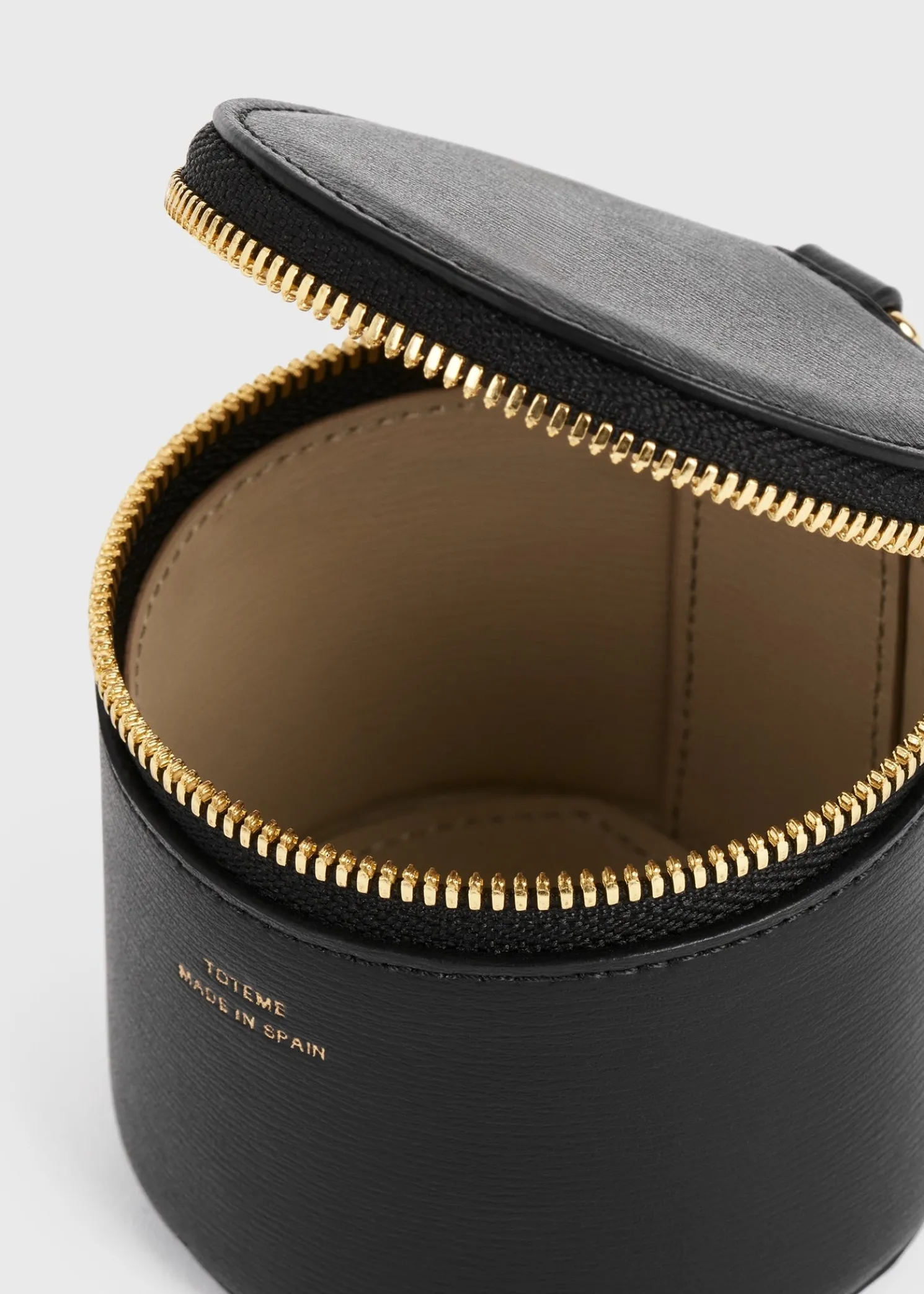 Leather jewelry box black