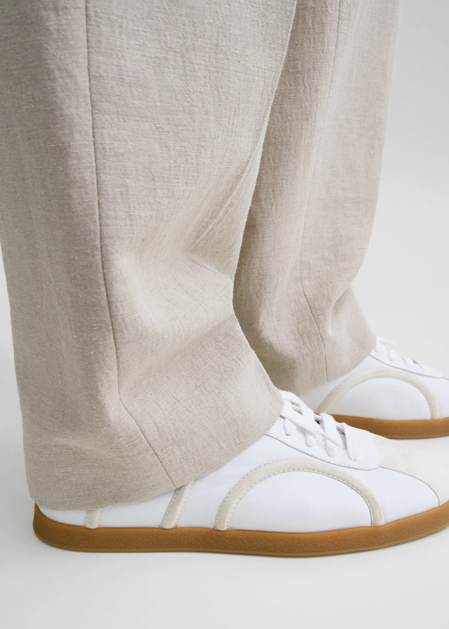 Leather sneakers off-white