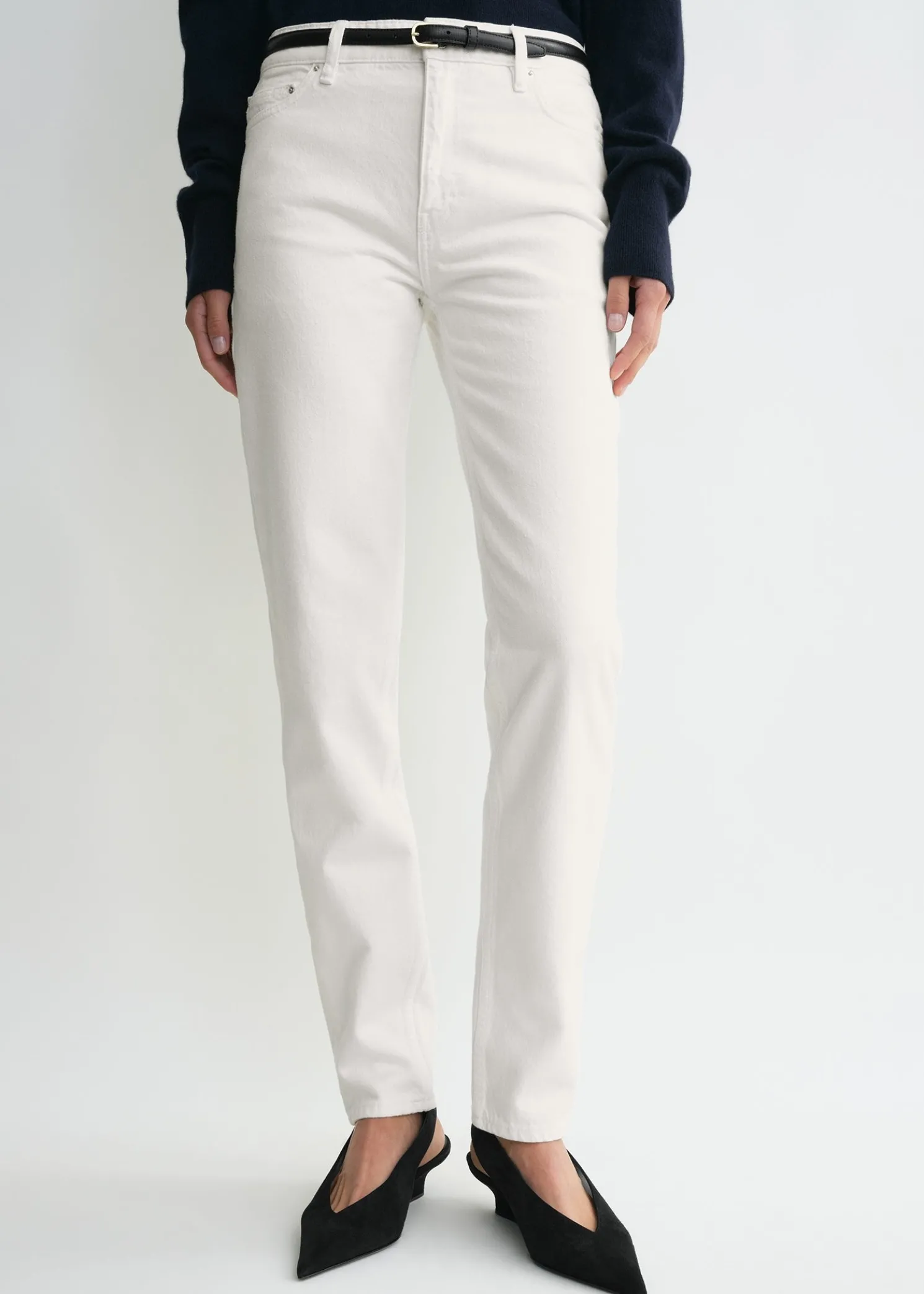 Low taper denim white