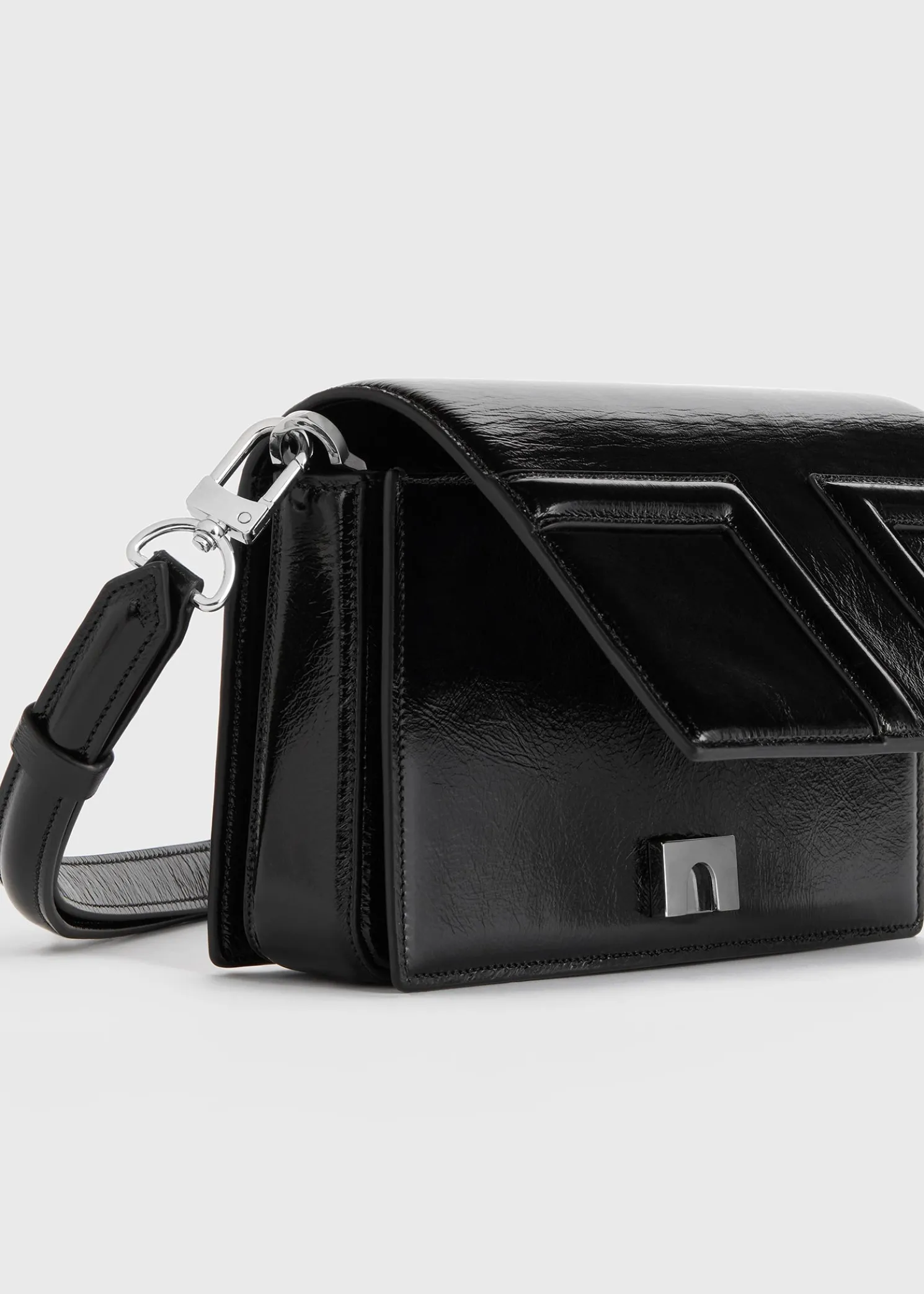 Mini T-Flap Naplack bag black