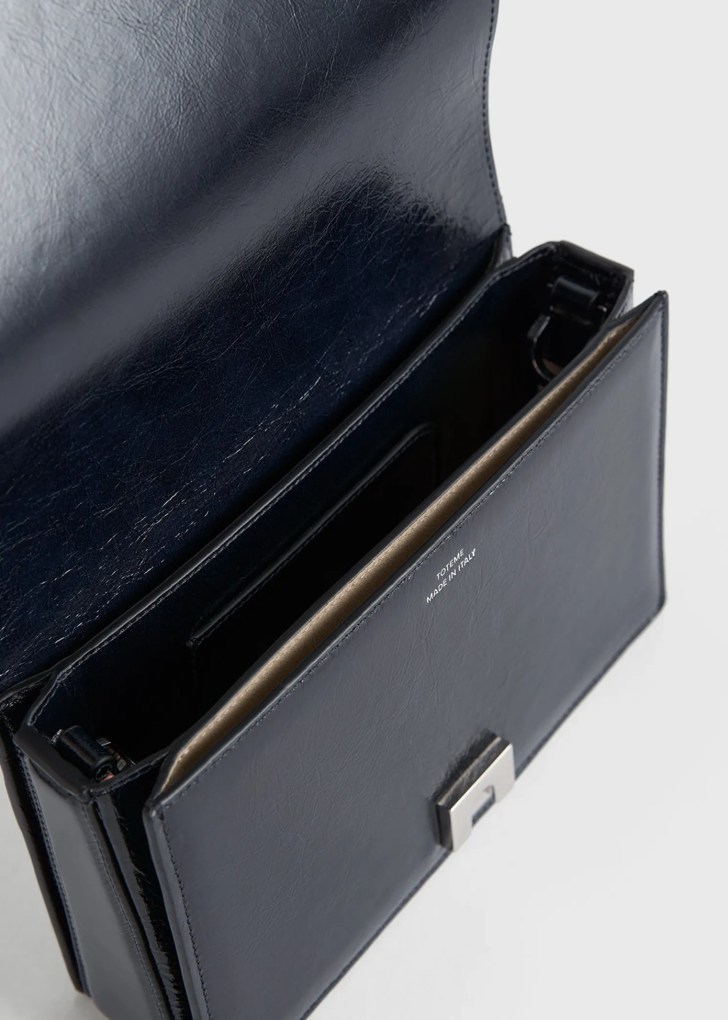 Mini T-Flap Naplack bag navy