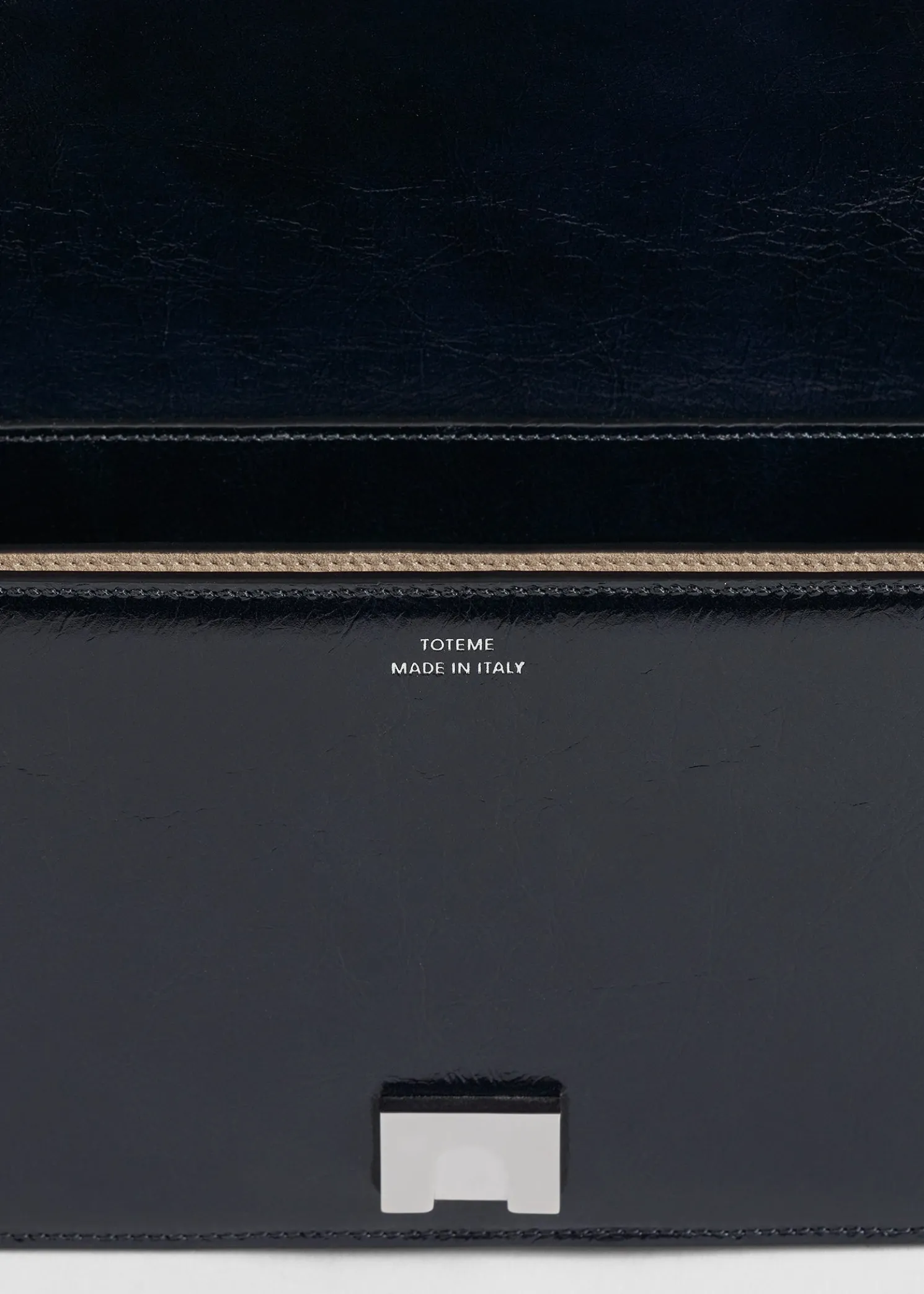 Mini T-Flap Naplack bag navy