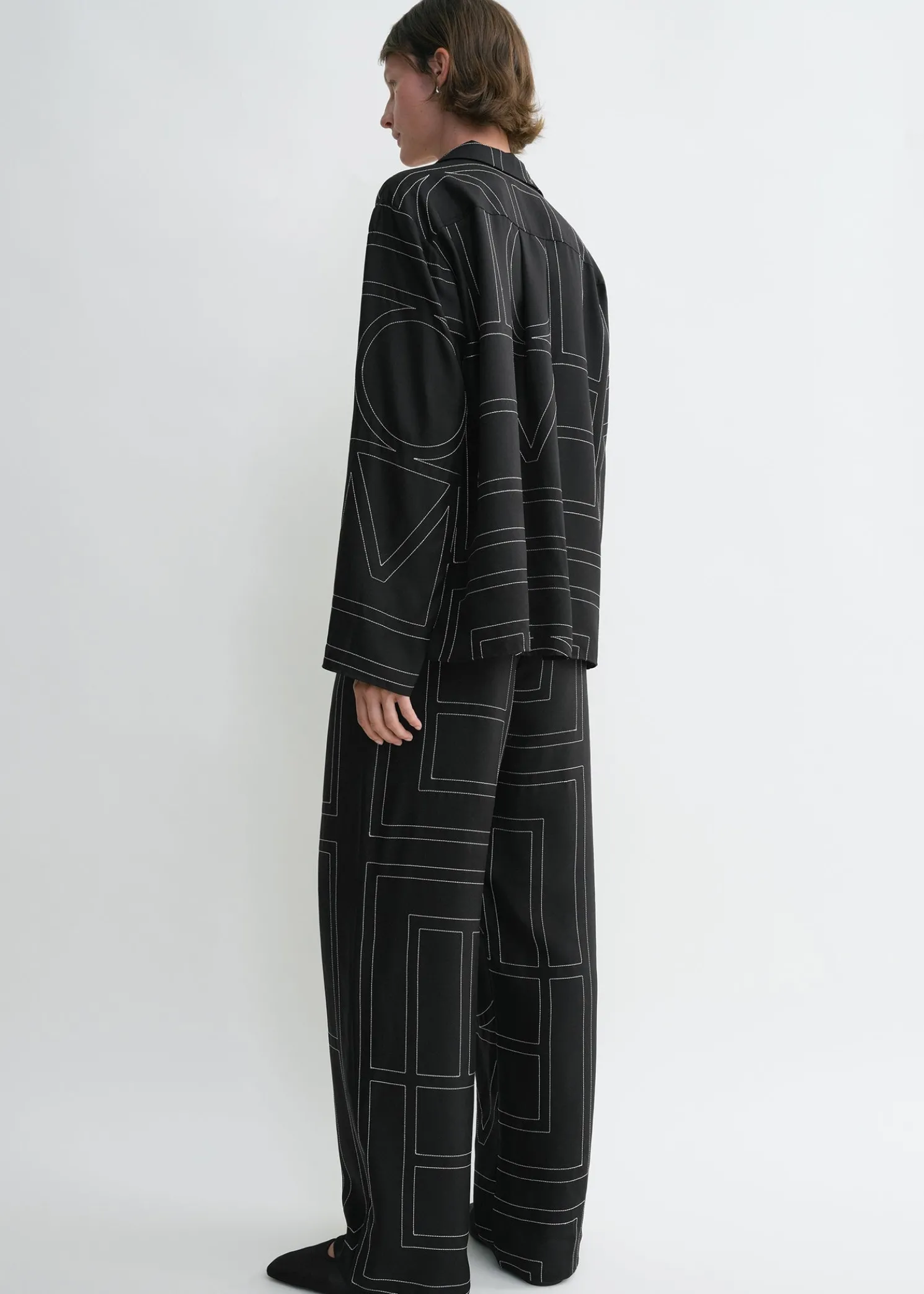 Monogram silk pj top black