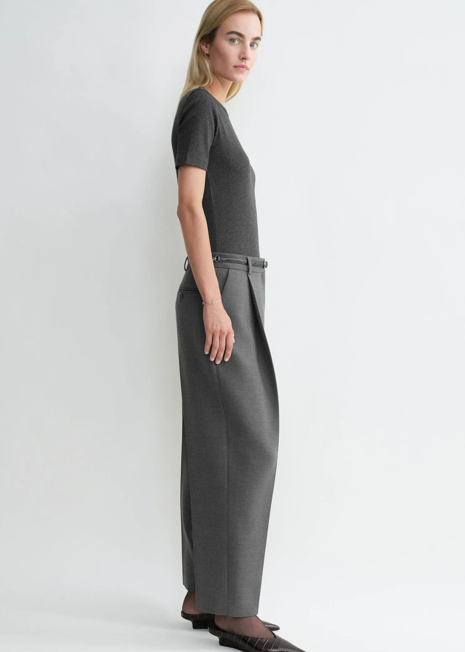 Pleated straight trousers grey melange