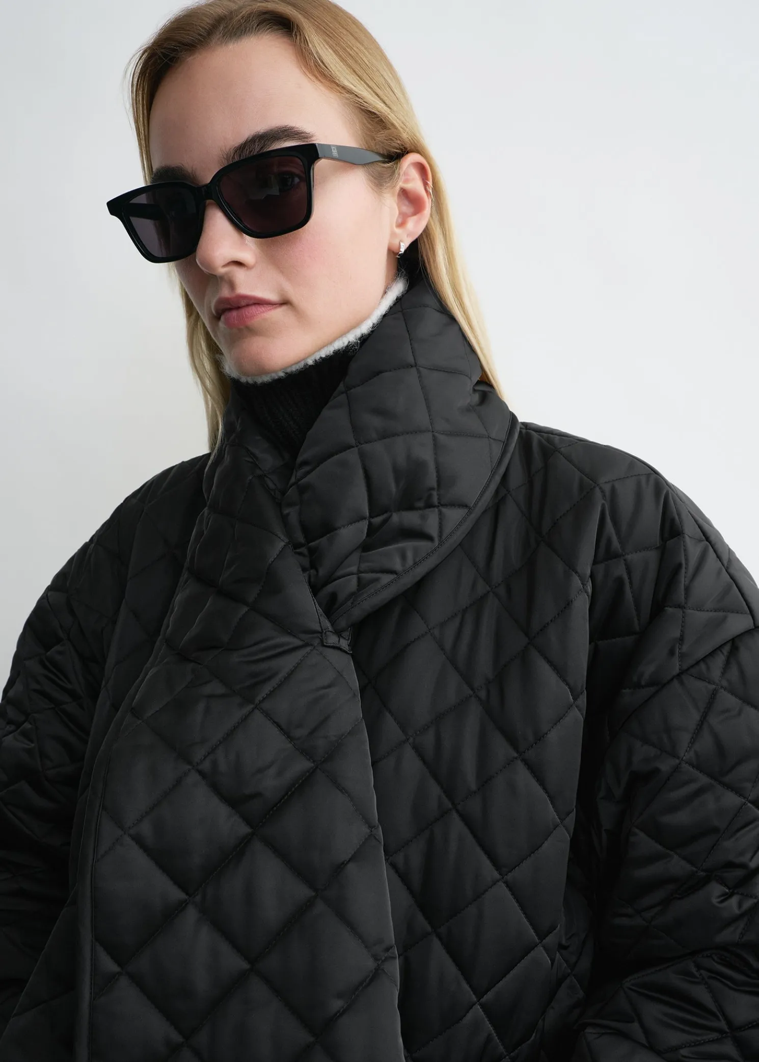 Quilted scarf jacket black