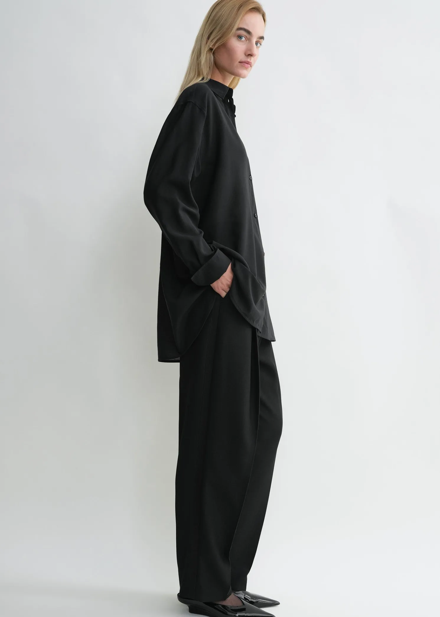 Relaxed voile shirt black