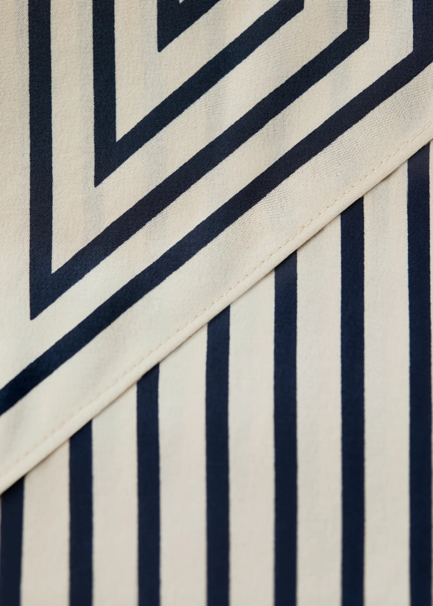 Signature monogram silk ribbon scarf creme