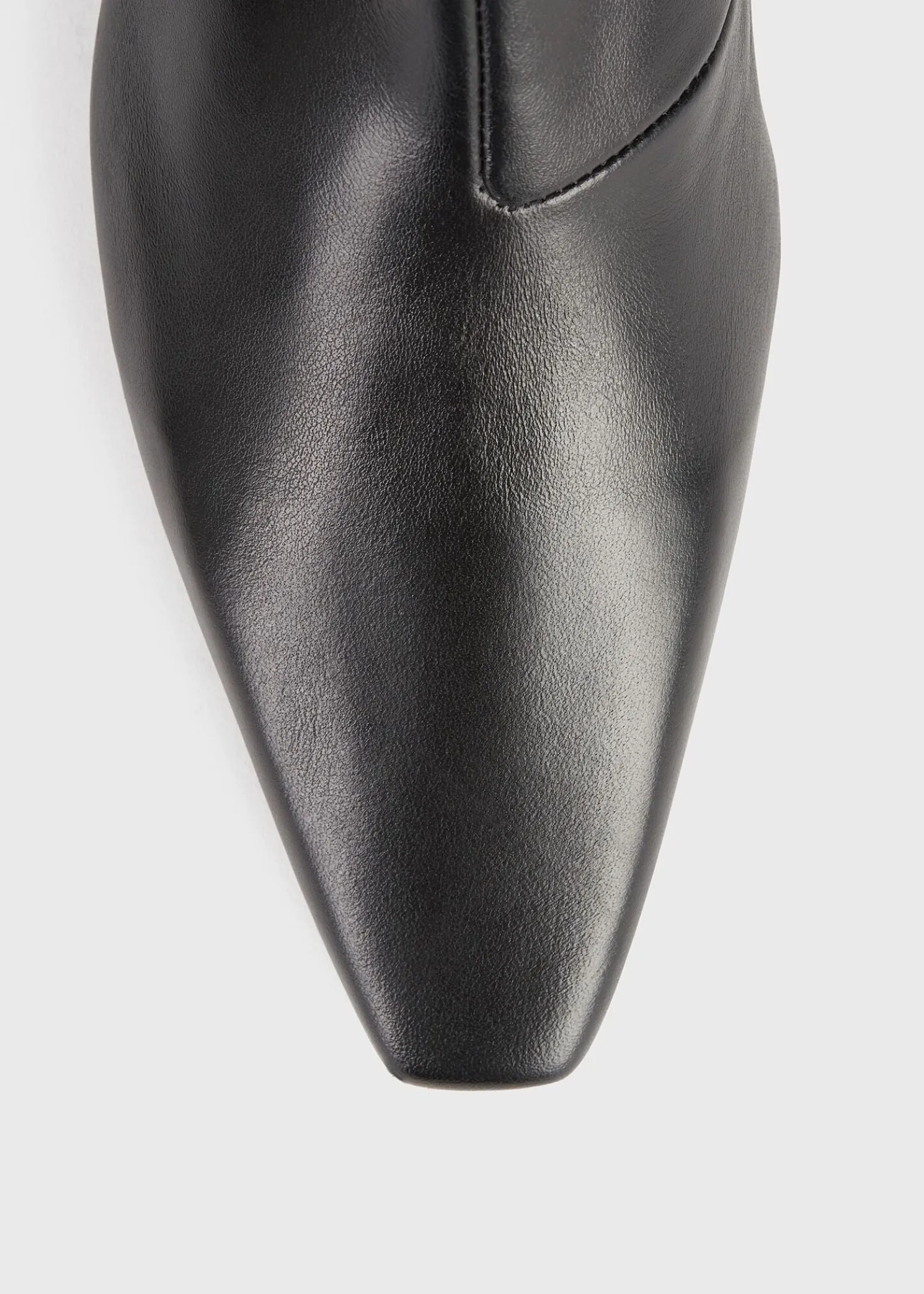 Slim leather ankle boots black