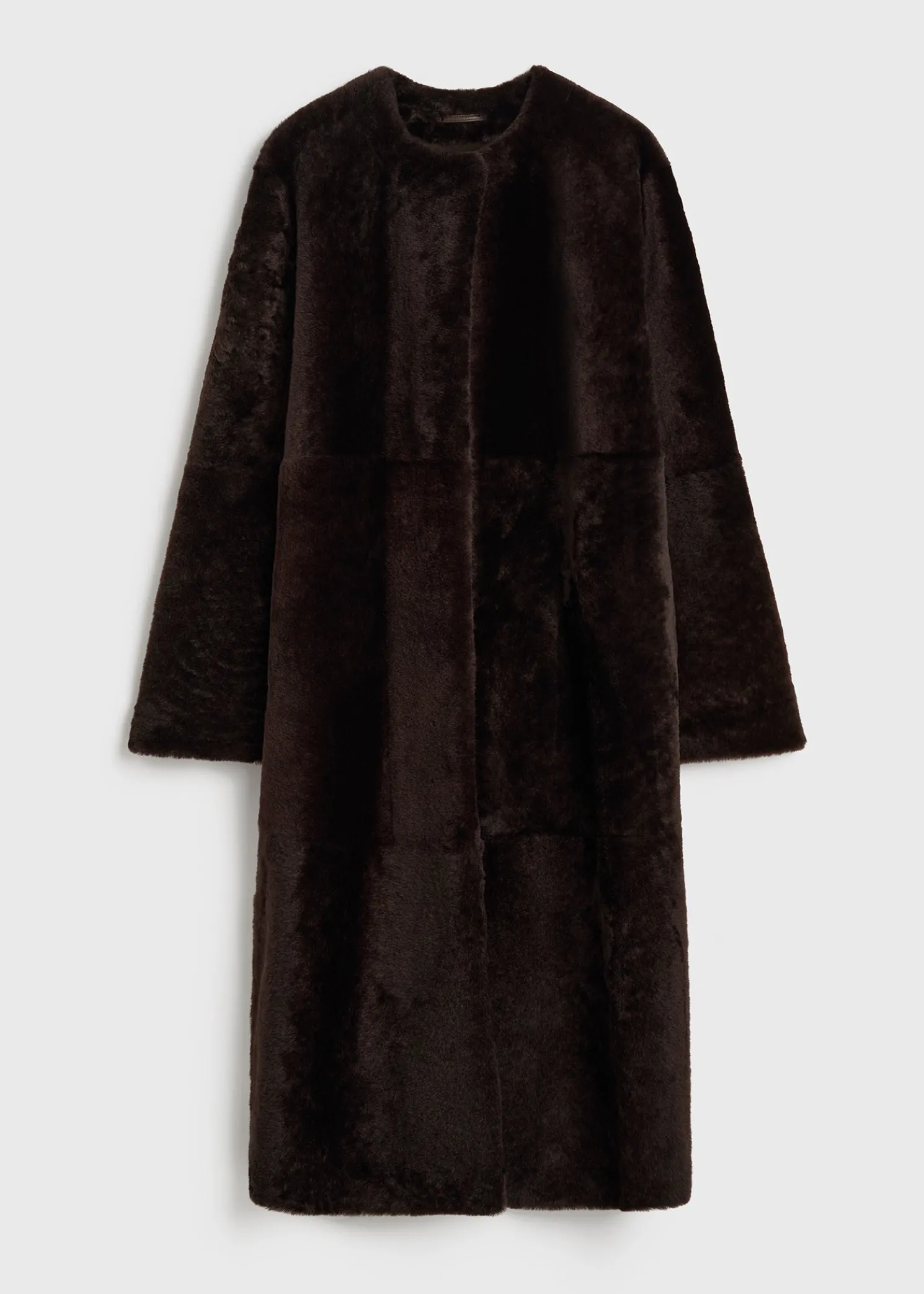 Soft shearling coat bark