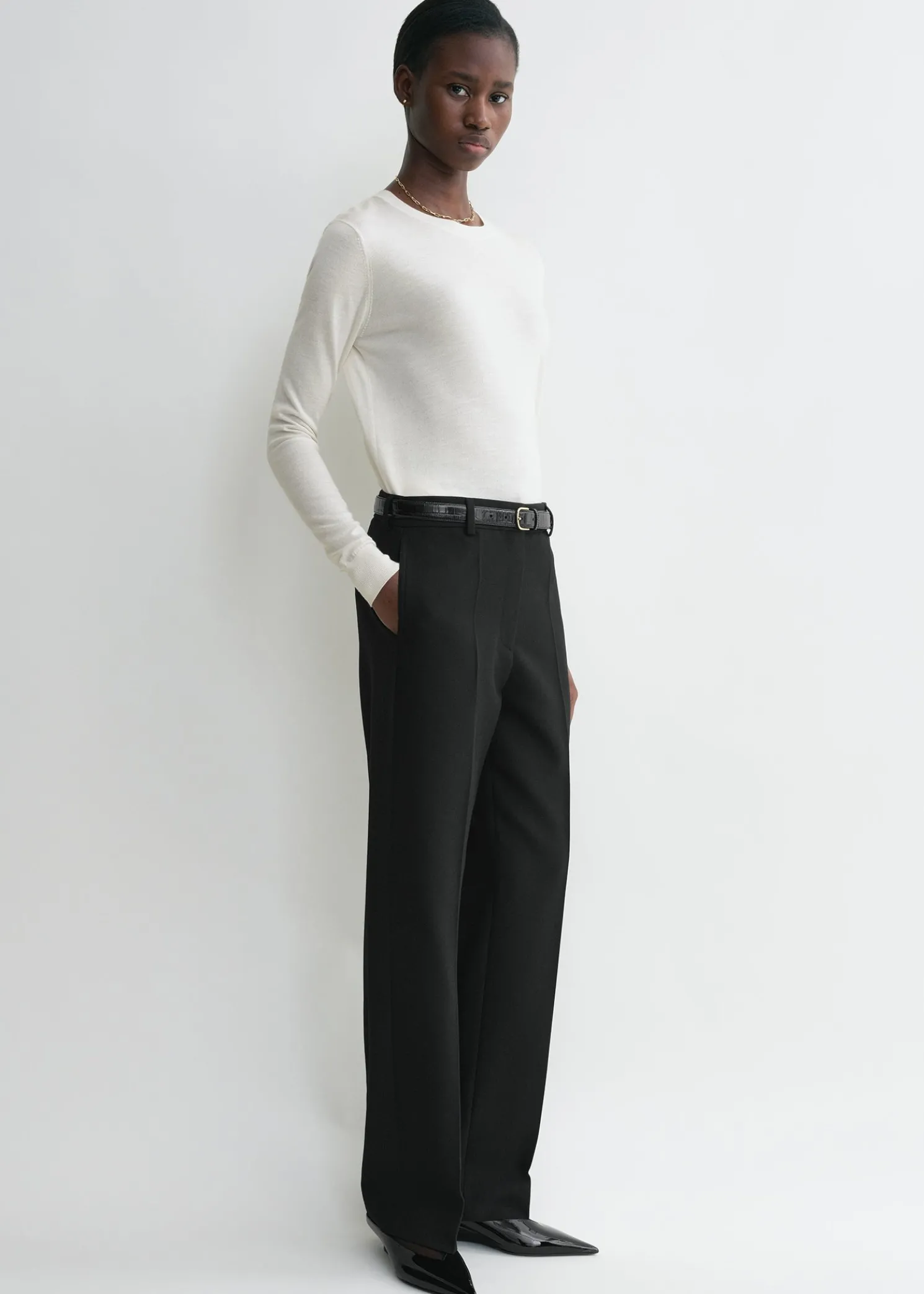 Straight tailored trousers black