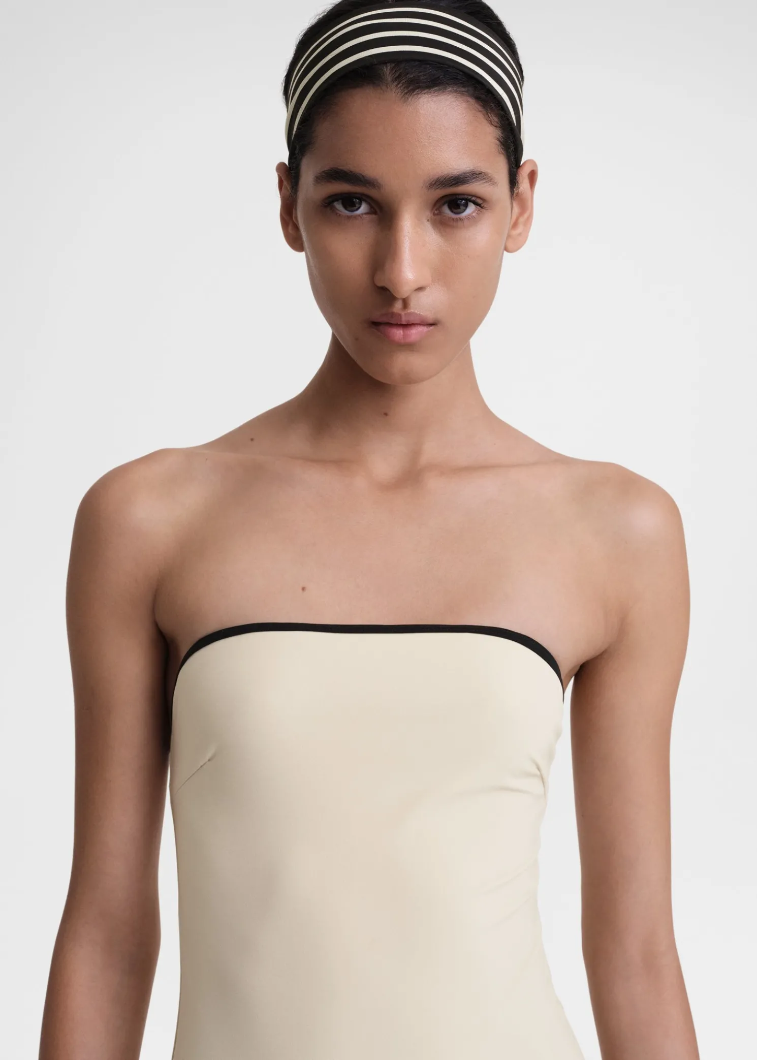 Stripe edge strapless swimsuit light hay