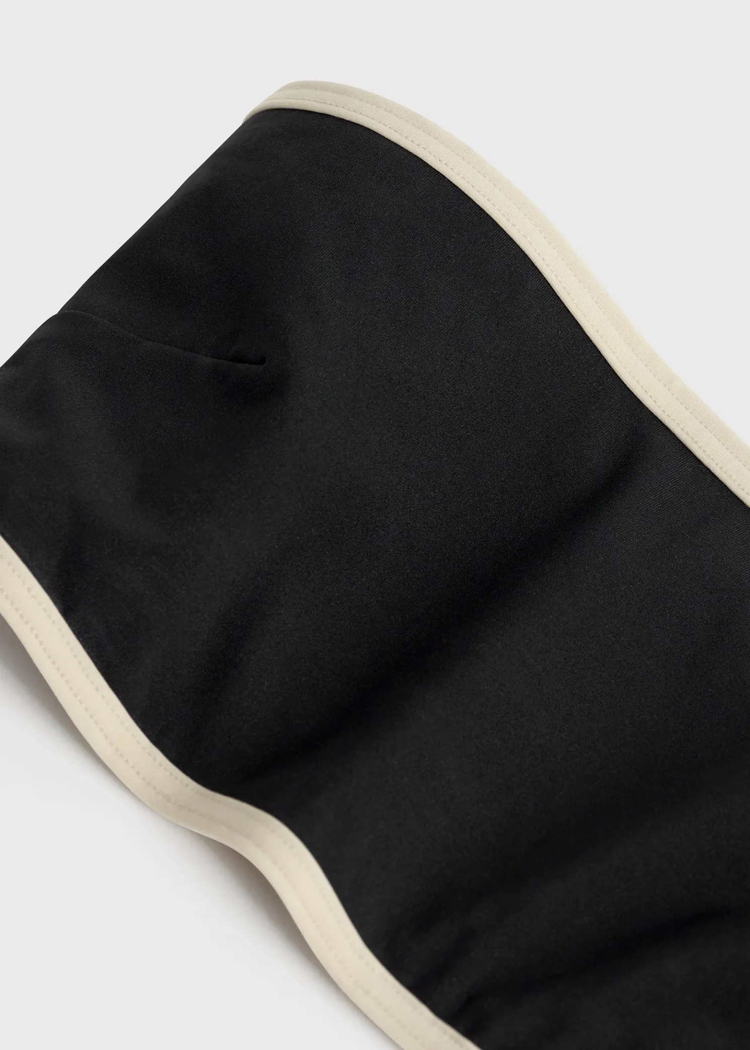 Stripe edge strapless bikini top black