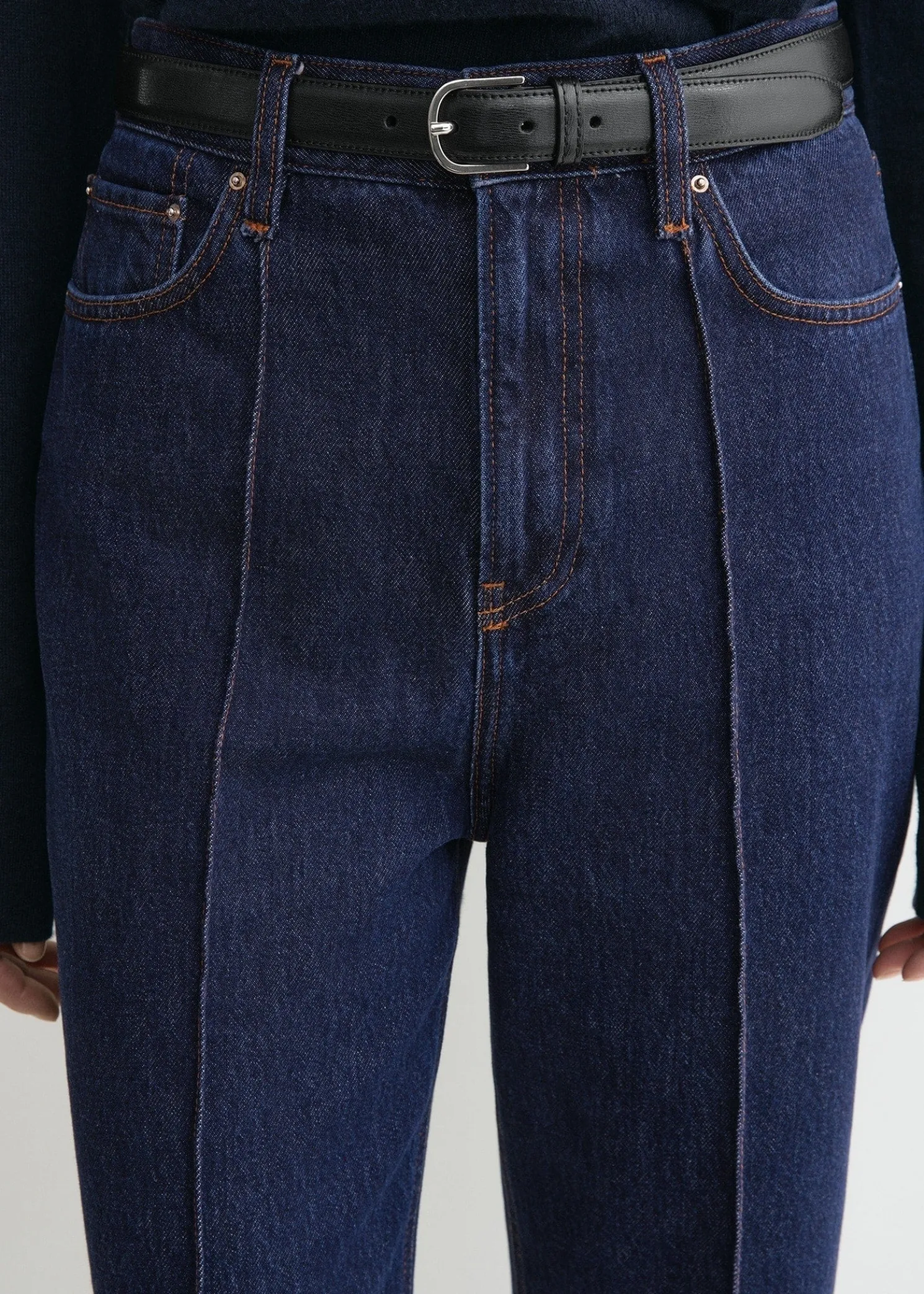 Tapered leg denim dark indigo