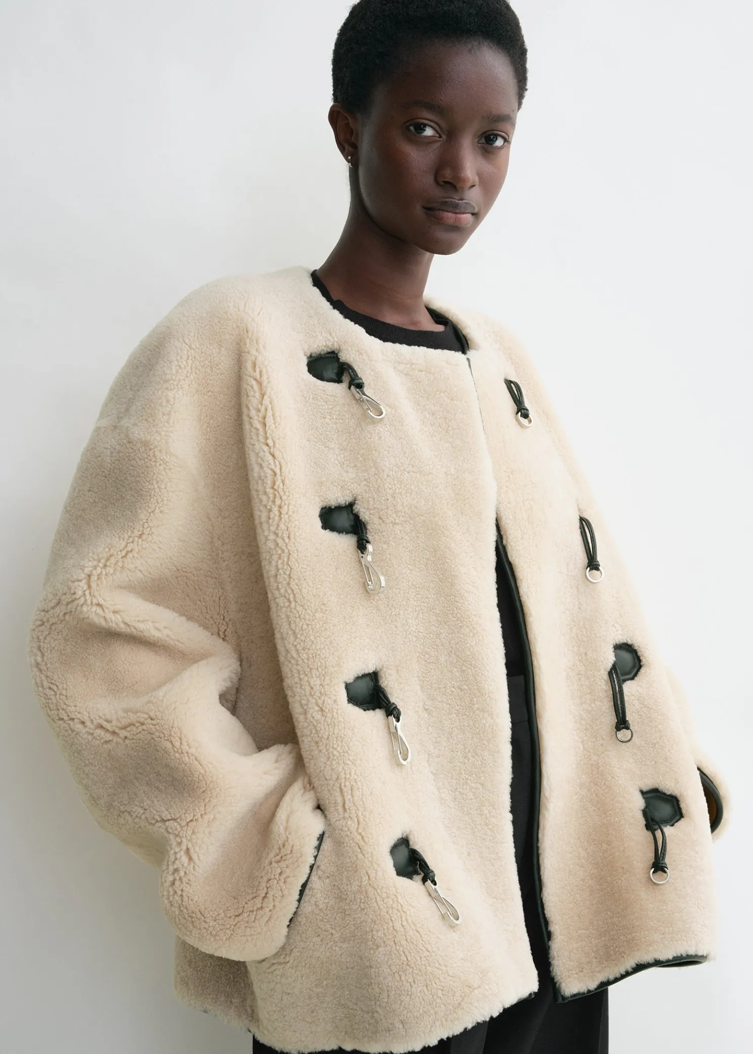 Teddy shearling clasp jacket off-white
