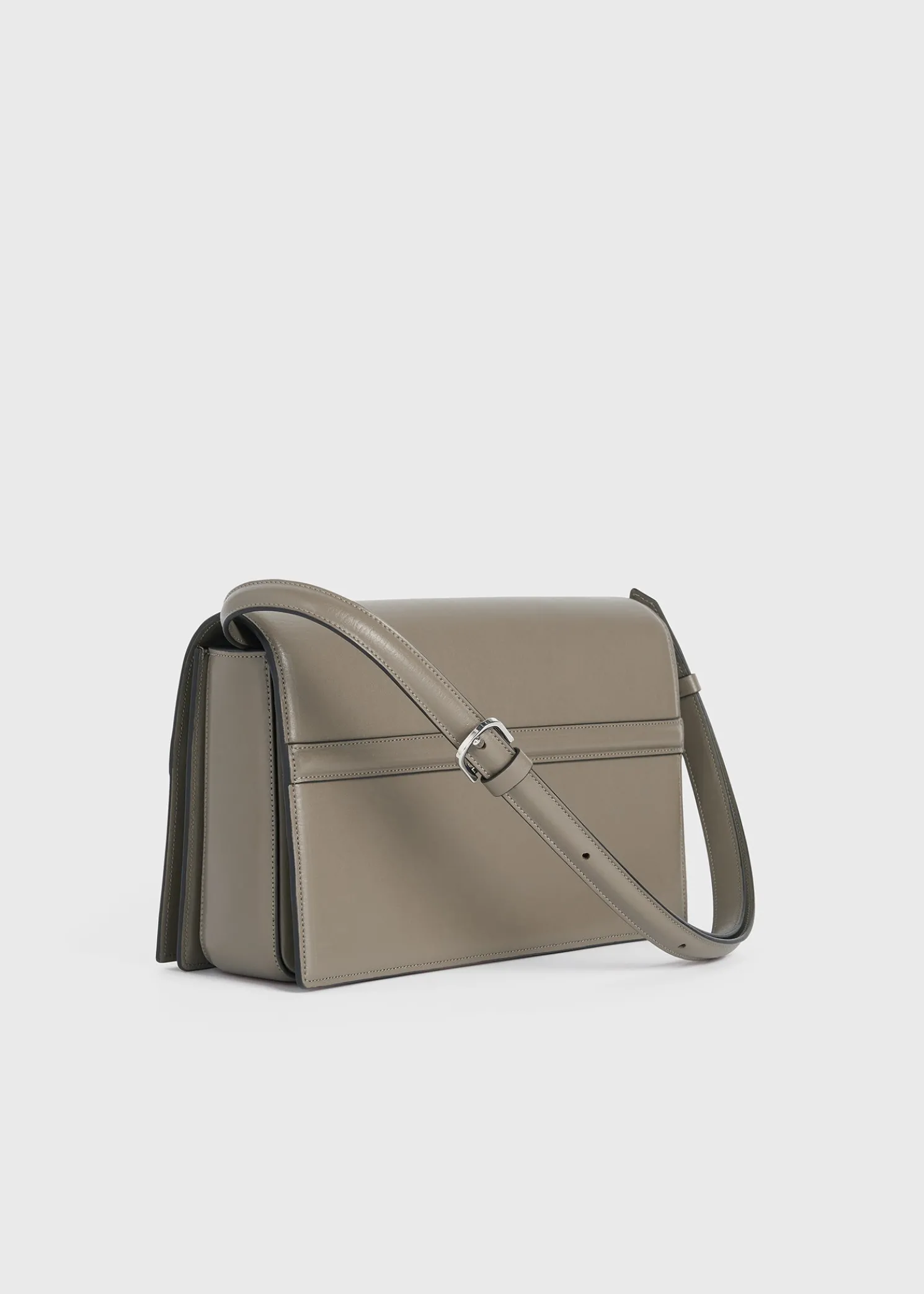 T-Flap leather bag taupe