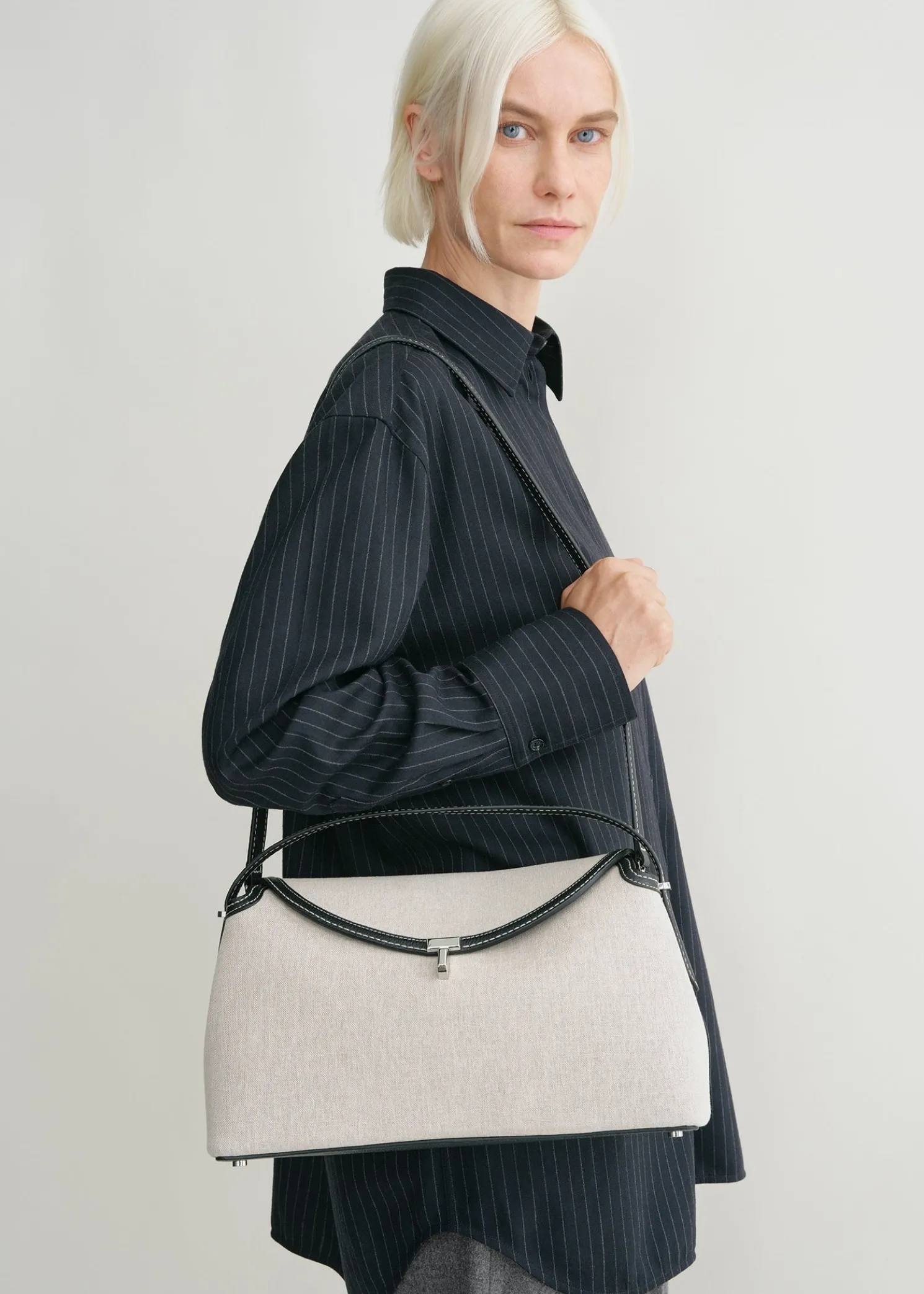 T-Lock canvas top handle ecru/black