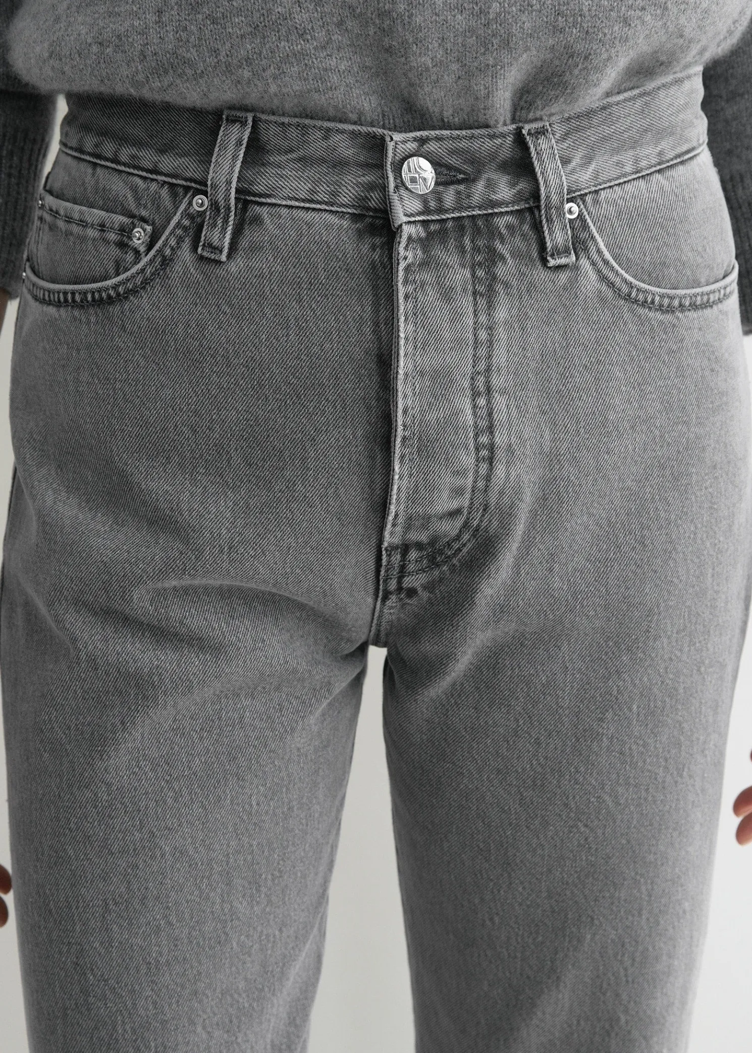 Twisted seam denim full length mid grey