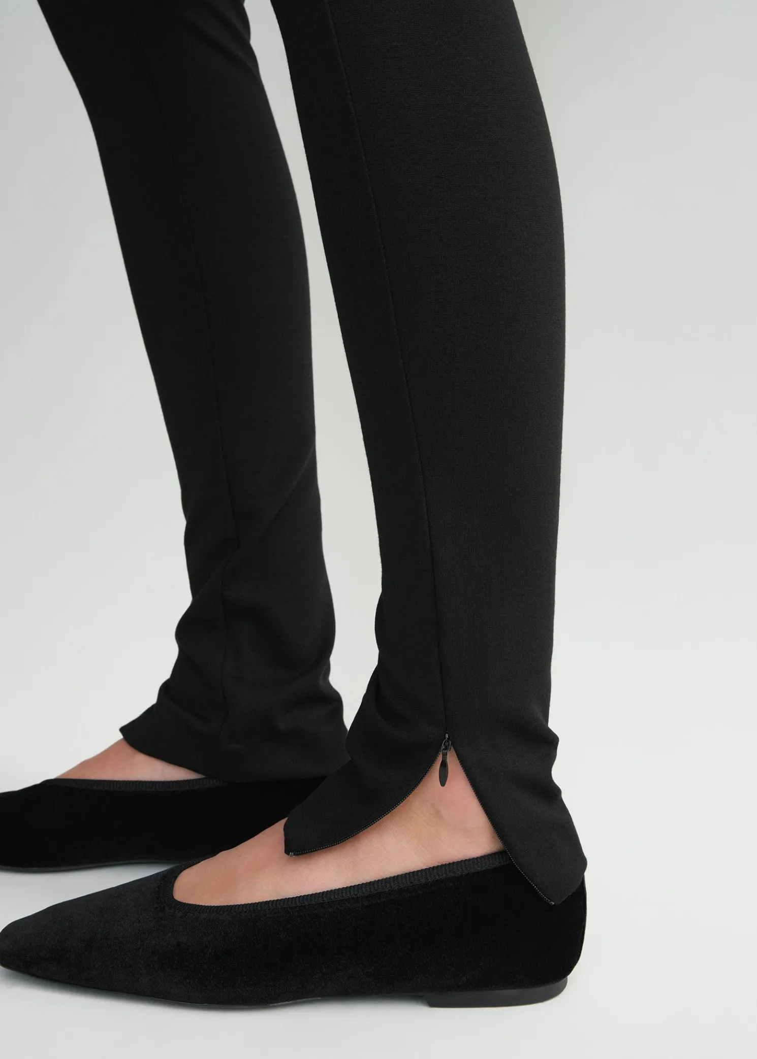 Zip leggings black